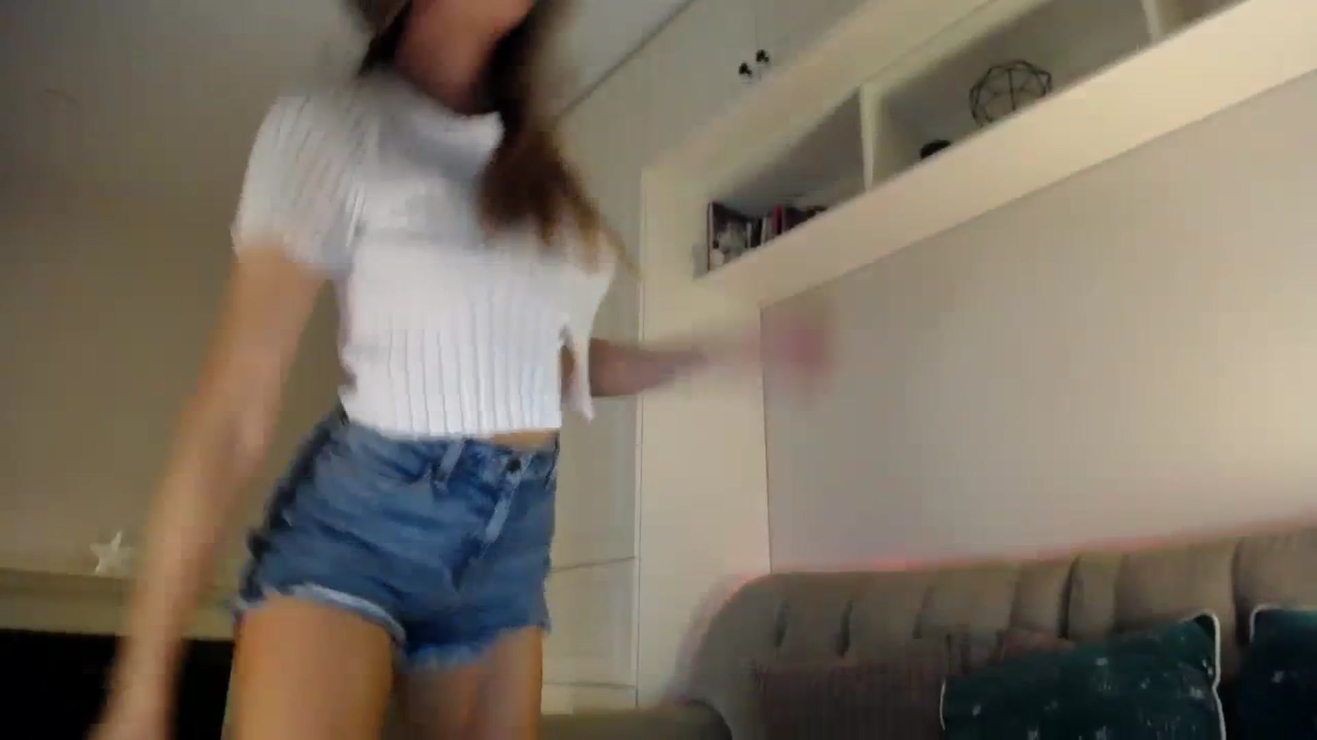 Gallery image thumbnail from Elysewine's myfreecams stream on, 02/18/2024, 06:42 image 5 of 20