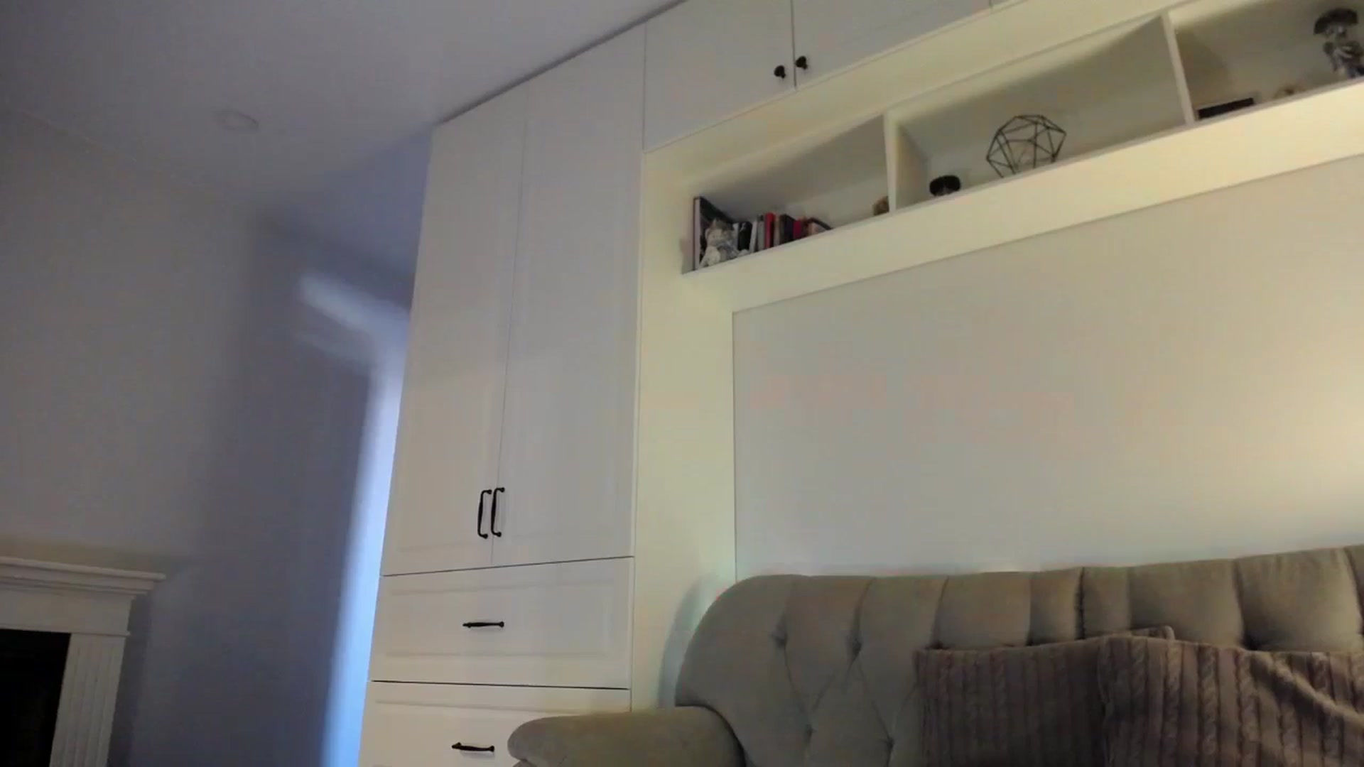 Gallery image thumbnail from Elysewine's myfreecams stream on, 02/25/2024, 07:12 image 13 of 20