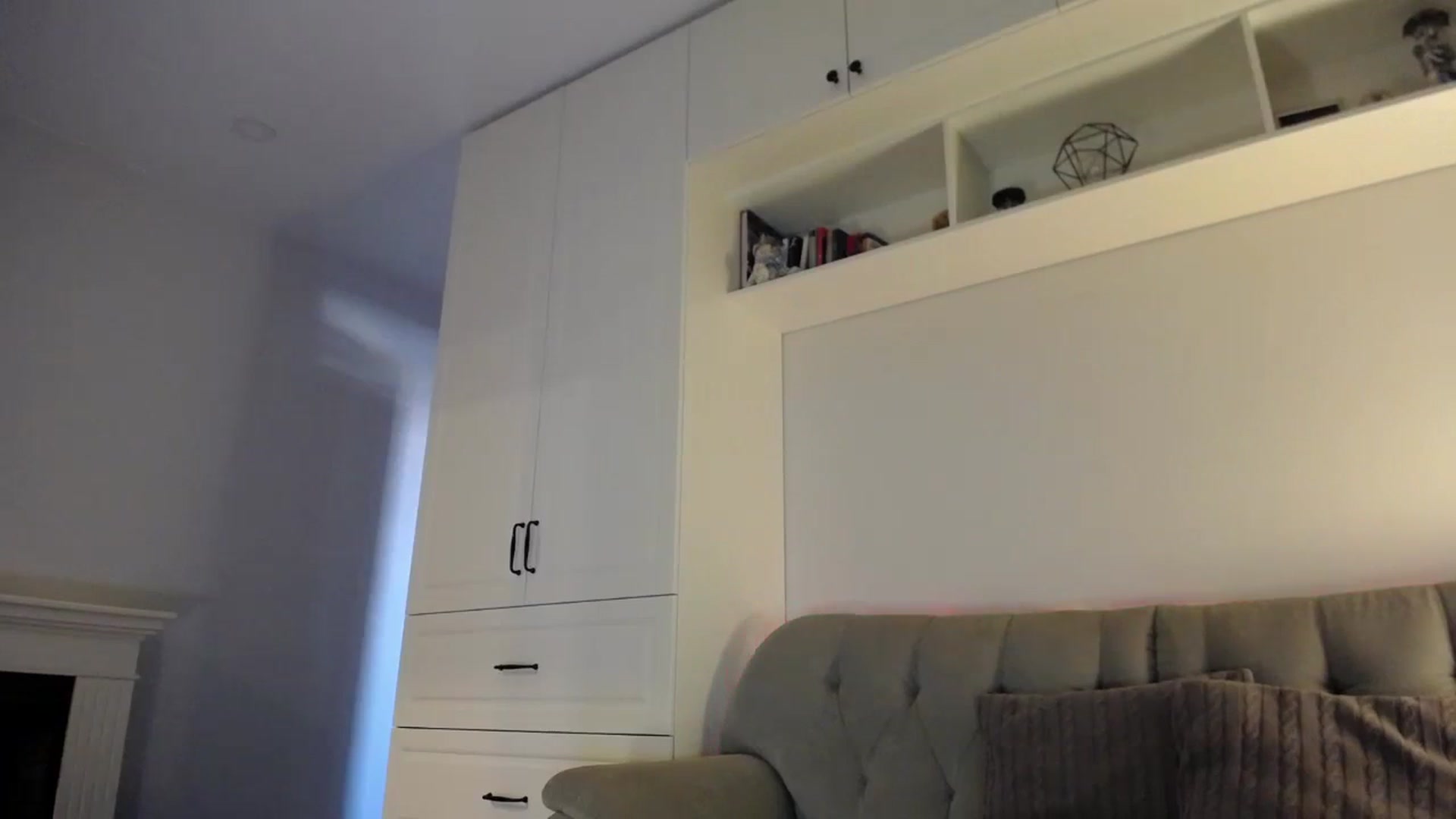 Gallery image thumbnail from Elysewine's myfreecams stream on, 02/25/2024, 07:12 image 14 of 20