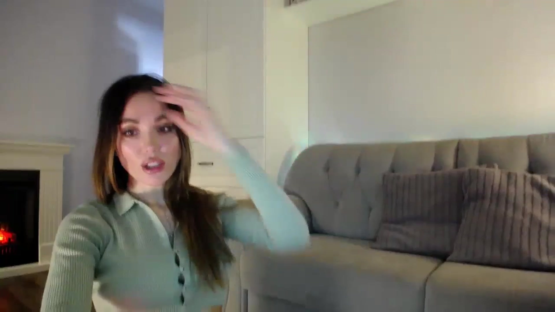 Gallery image thumbnail from Elysewine's myfreecams stream on, 02/25/2024, 07:12 image 4 of 20
