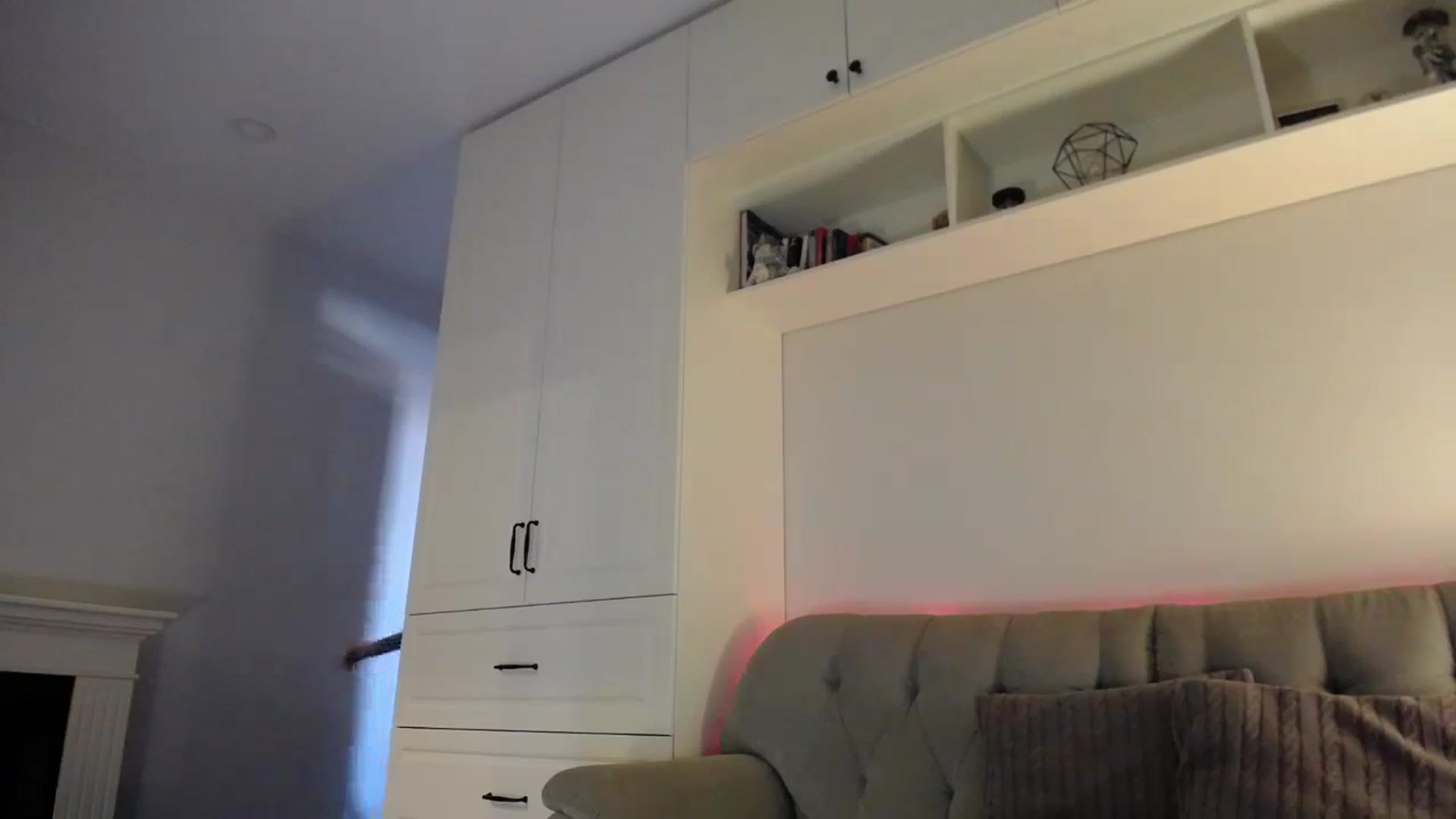 Gallery image thumbnail from Elysewine's myfreecams stream on, 02/25/2024, 07:12 image 12 of 20