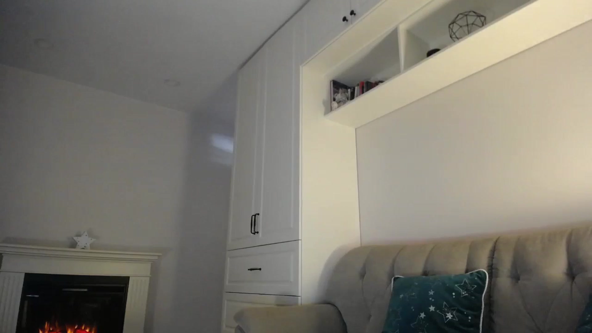 Gallery image thumbnail from Elysewine's myfreecams stream on, 03/09/2024, 07:18 image 15 of 20