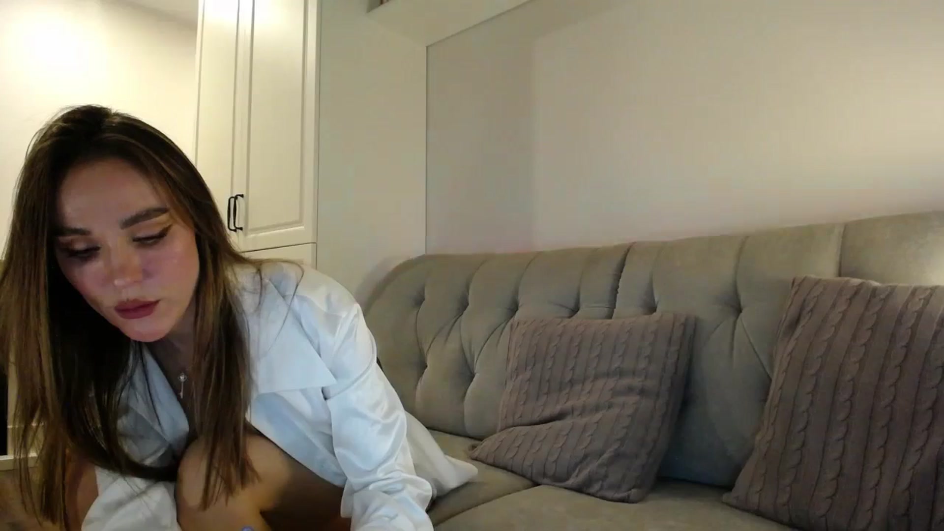 Gallery image thumbnail from Elysewine's myfreecams stream on, 03/10/2024, 06:09 image 4 of 20