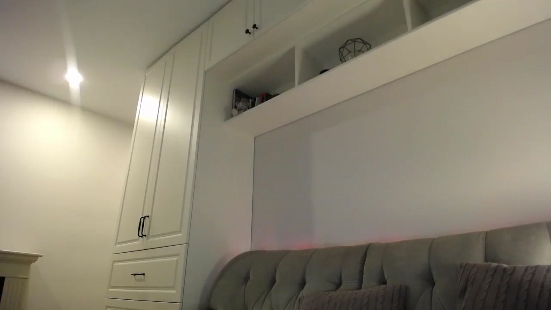 Gallery image thumbnail from Elysewine's myfreecams stream on, 03/10/2024, 06:09 image 9 of 20