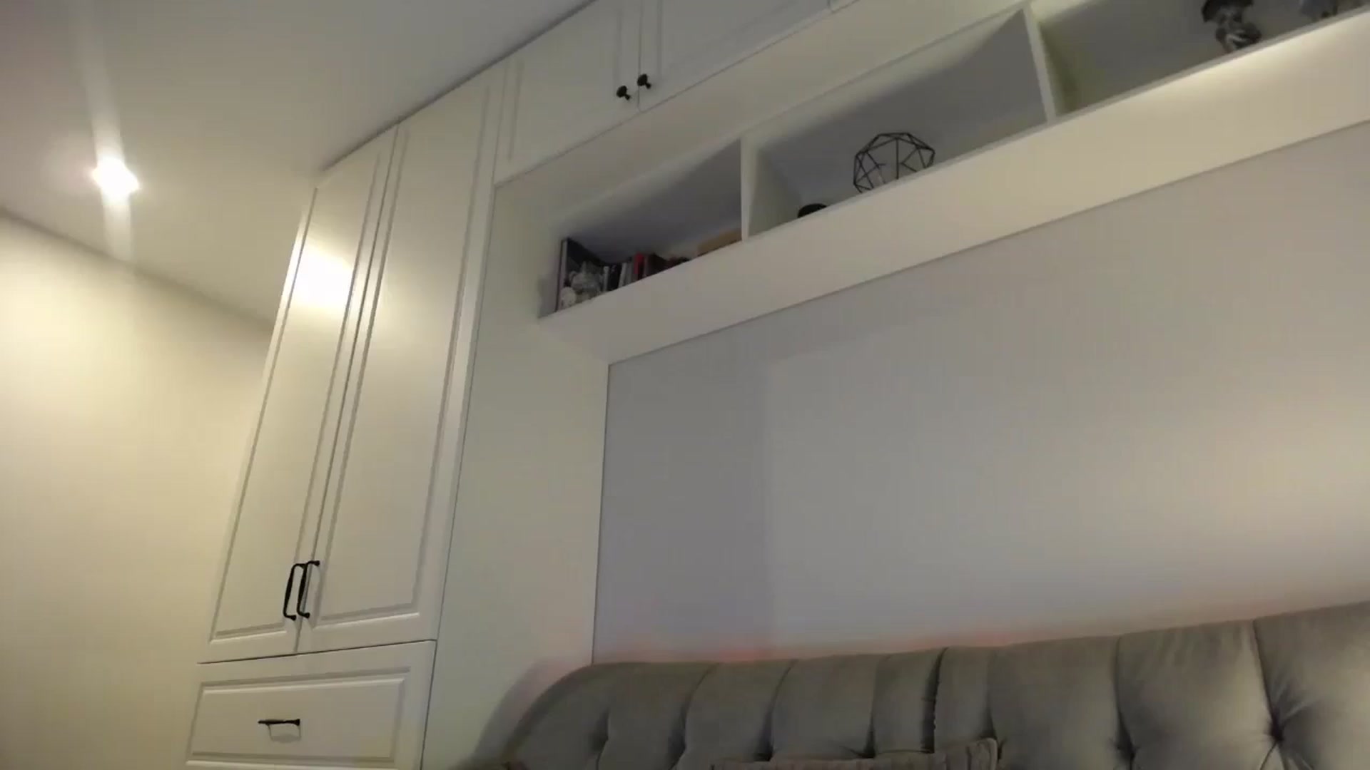 Gallery image thumbnail from Elysewine's myfreecams stream on, 03/16/2024, 05:34 image 7 of 20