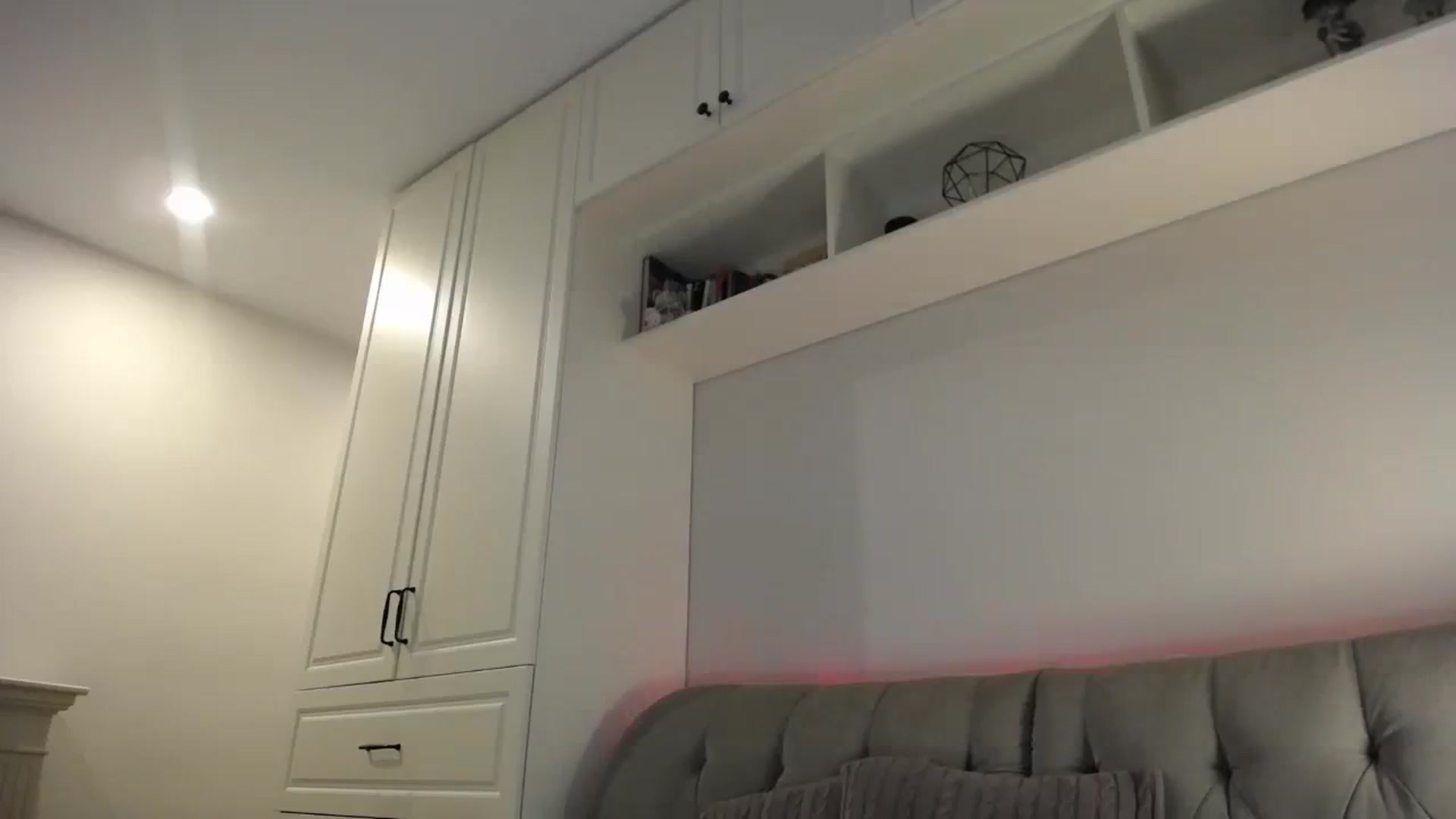 Gallery image thumbnail from Elysewine's myfreecams stream on, 03/23/2024, 05:03 image 13 of 20