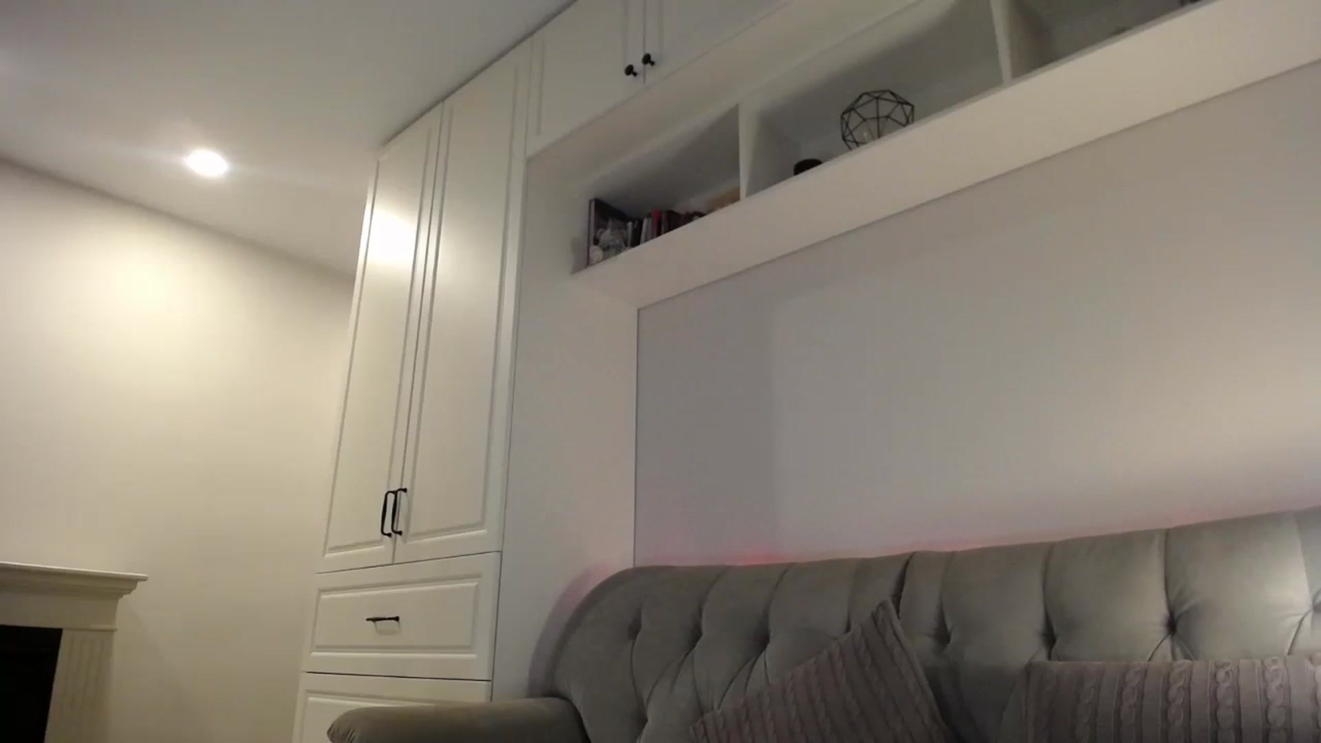 Gallery image thumbnail from Elysewine's myfreecams stream on, 04/06/2024, 05:40 image 15 of 20
