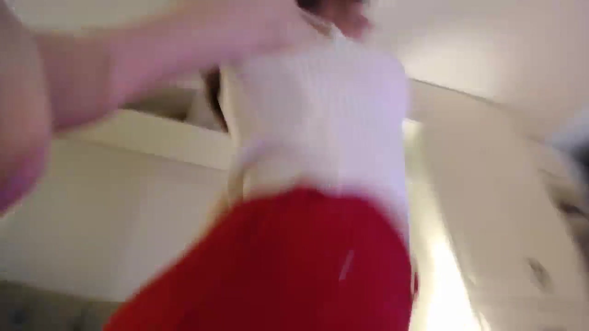 Gallery image thumbnail from Elysewine's myfreecams stream on, 04/14/2024, 05:44 image 14 of 20