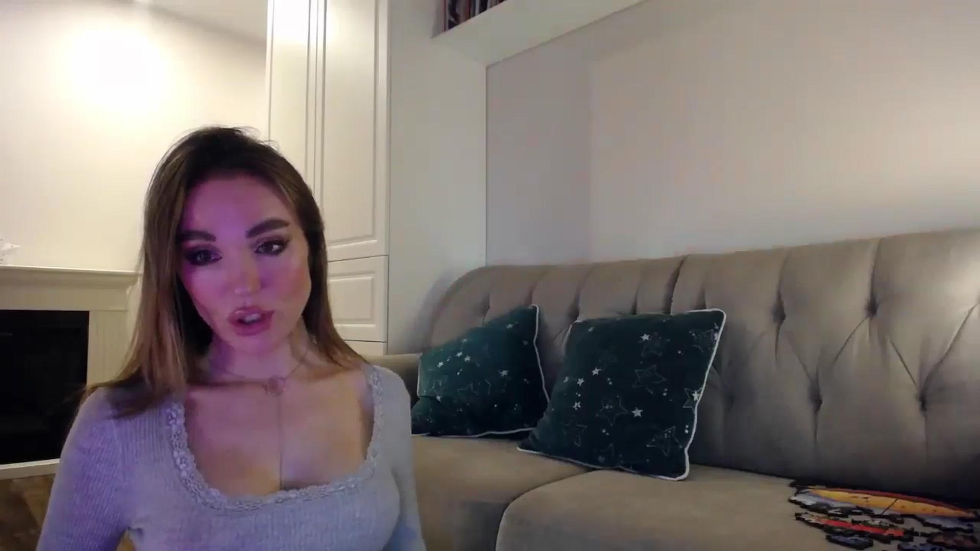 Gallery image thumbnail from Elysewine's myfreecams stream on, 04/27/2024, 06:21 image 19 of 20