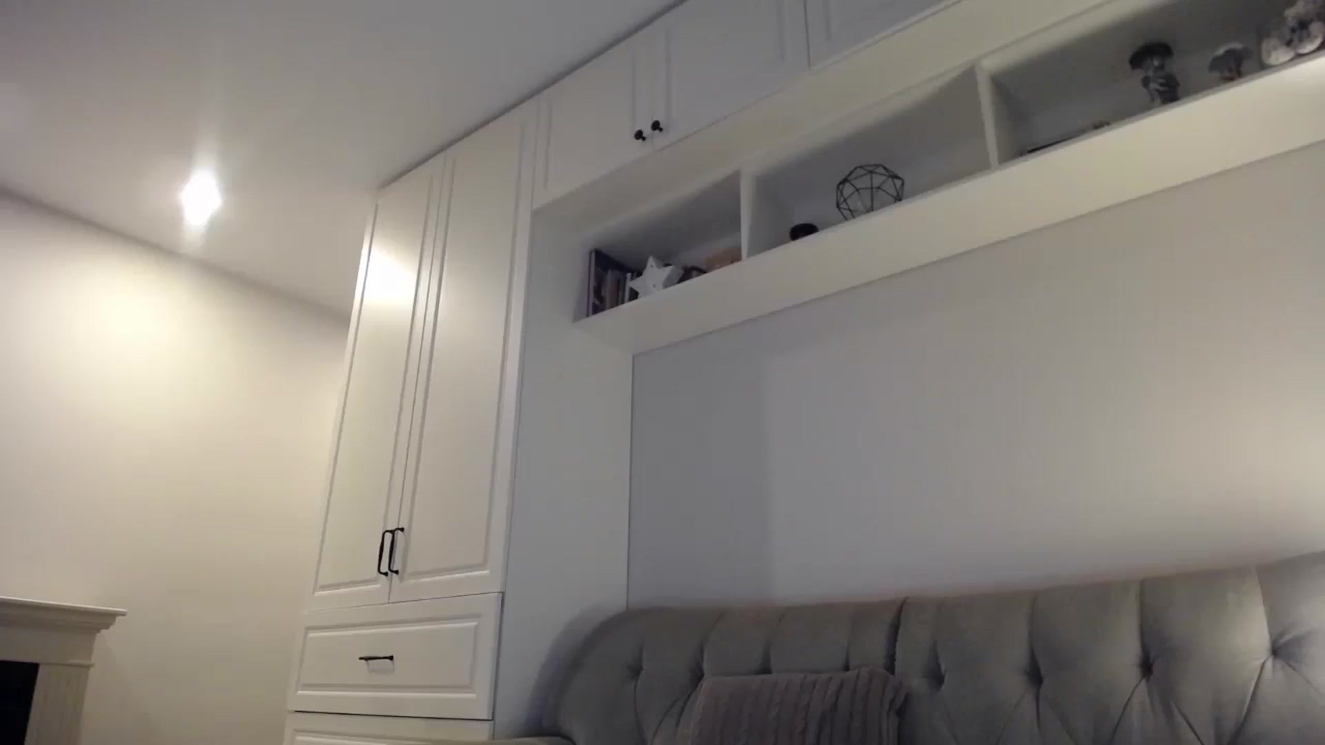 Gallery image thumbnail from Elysewine's myfreecams stream on, 04/28/2024, 04:05 image 17 of 20