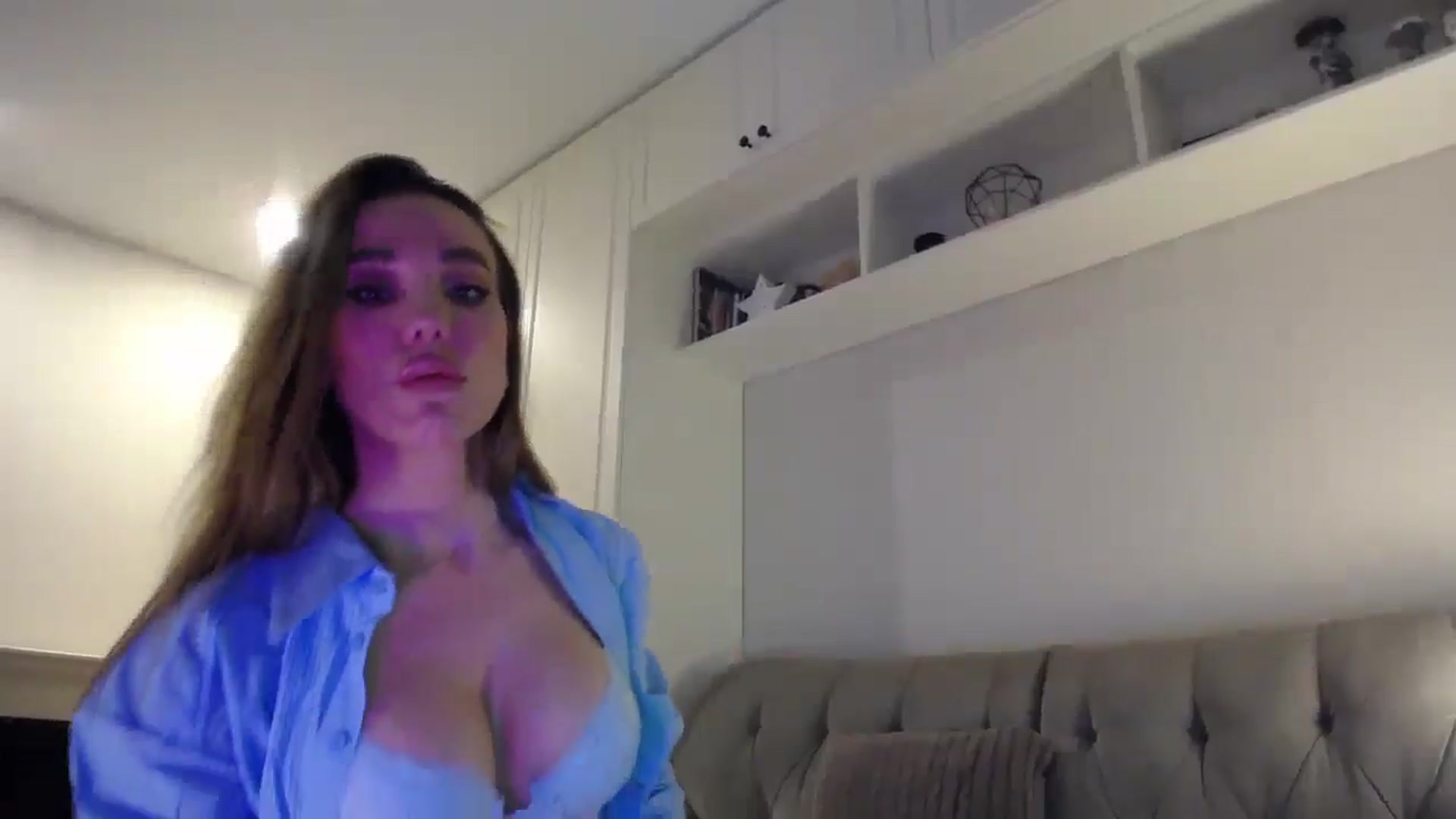 Gallery image thumbnail from Elysewine's myfreecams stream on, 04/28/2024, 04:46 image 8 of 20