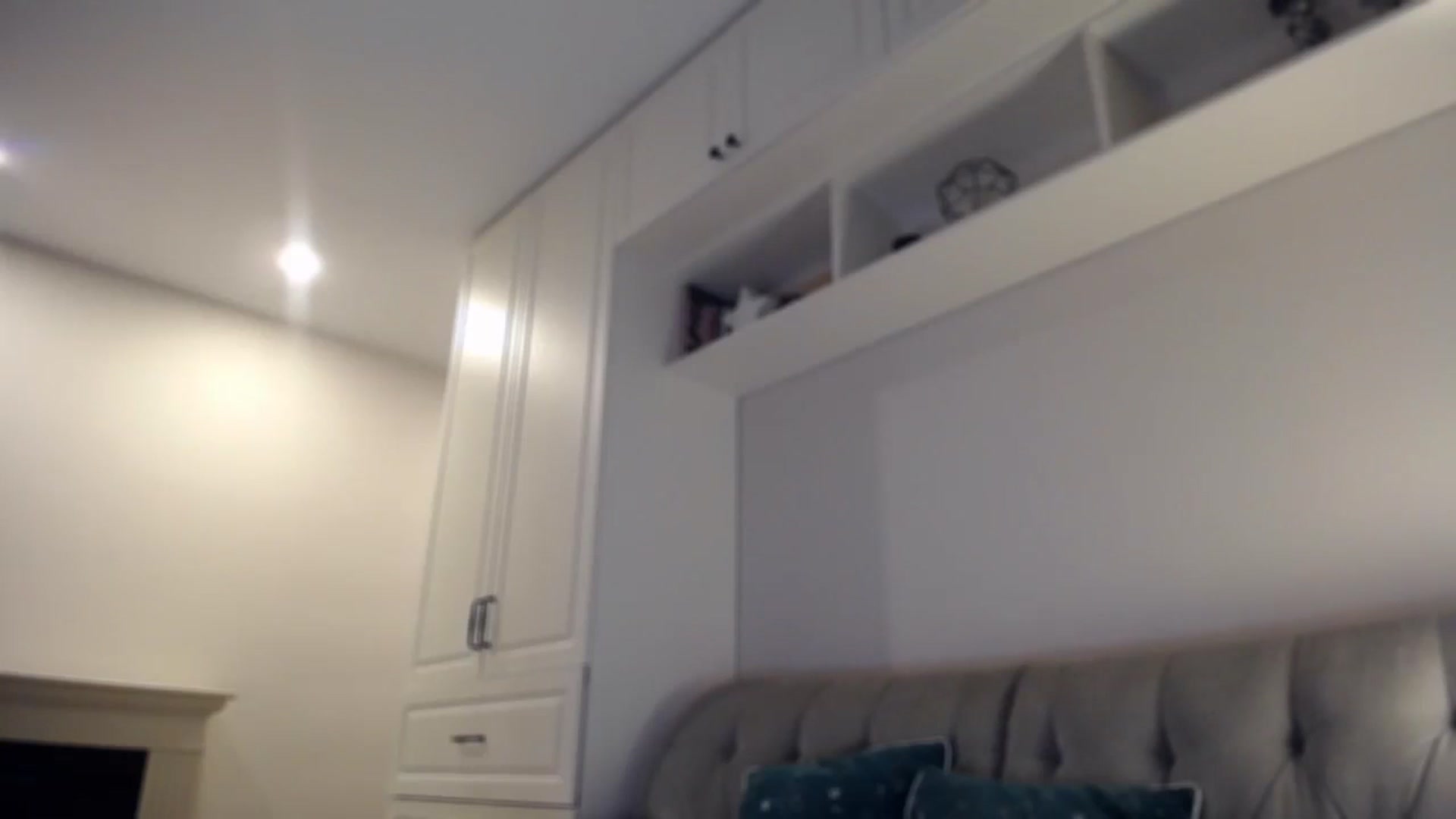 Gallery image thumbnail from Elysewine's myfreecams stream on, 05/04/2024, 04:37 image 3 of 20