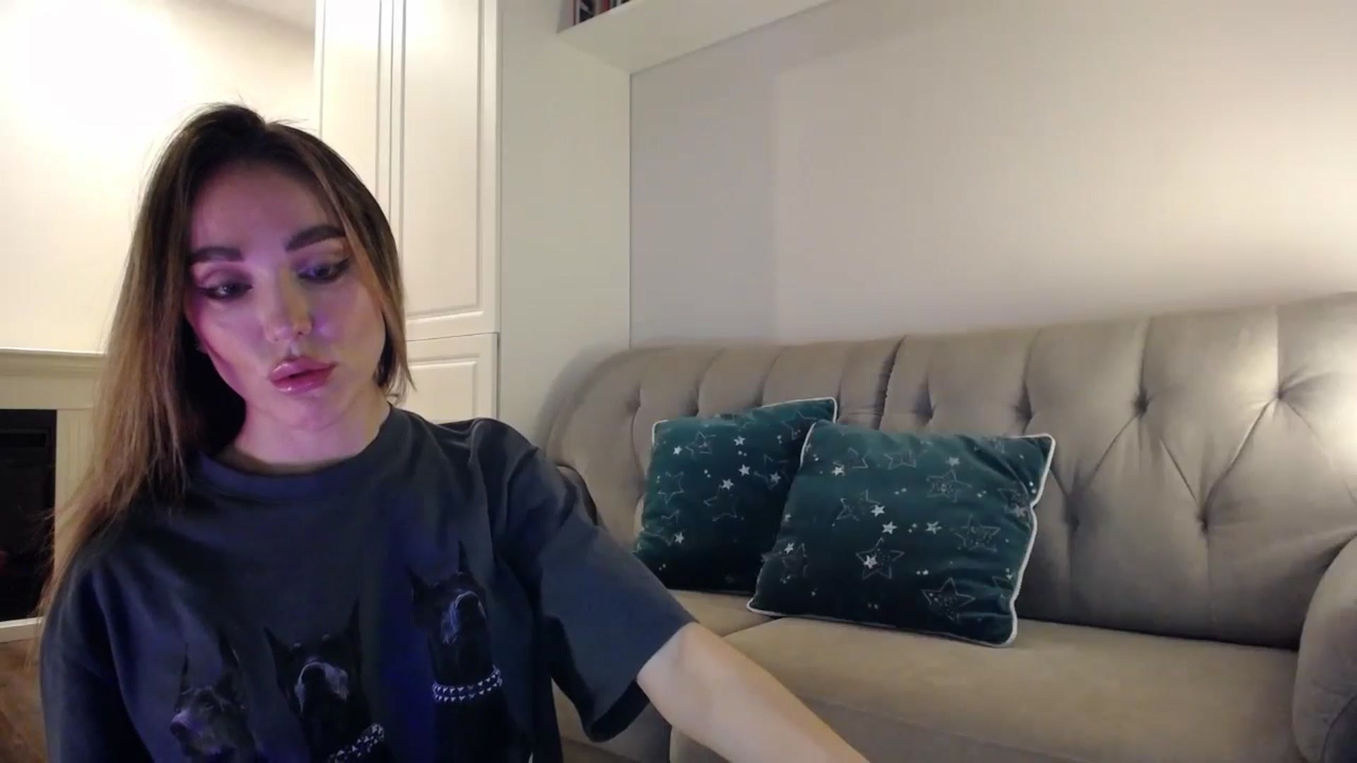 Gallery image thumbnail from Elysewine's myfreecams stream on, 05/04/2024, 04:58 image 11 of 20