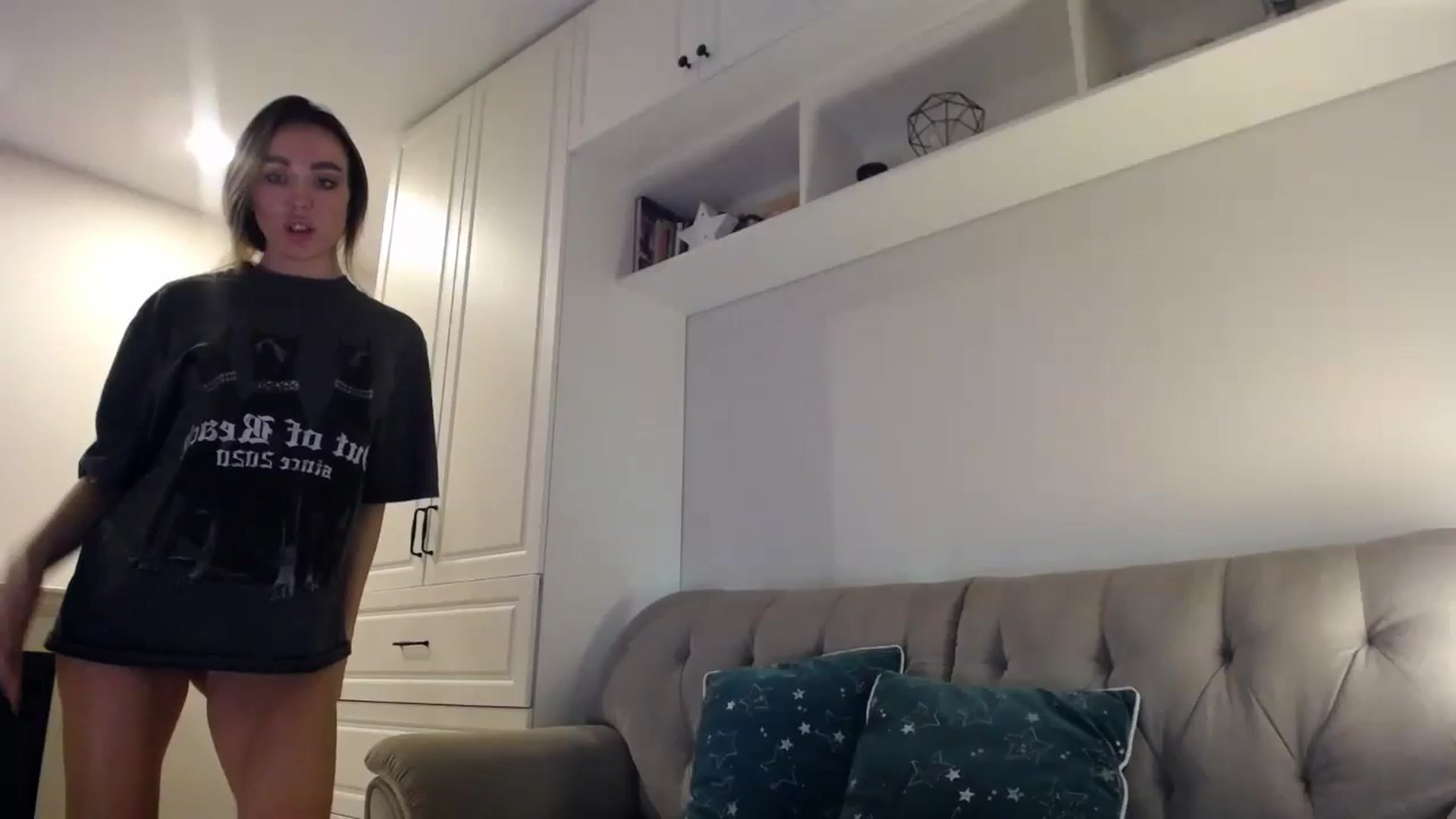Gallery image thumbnail from Elysewine's myfreecams stream on, 05/04/2024, 04:58 image 15 of 20
