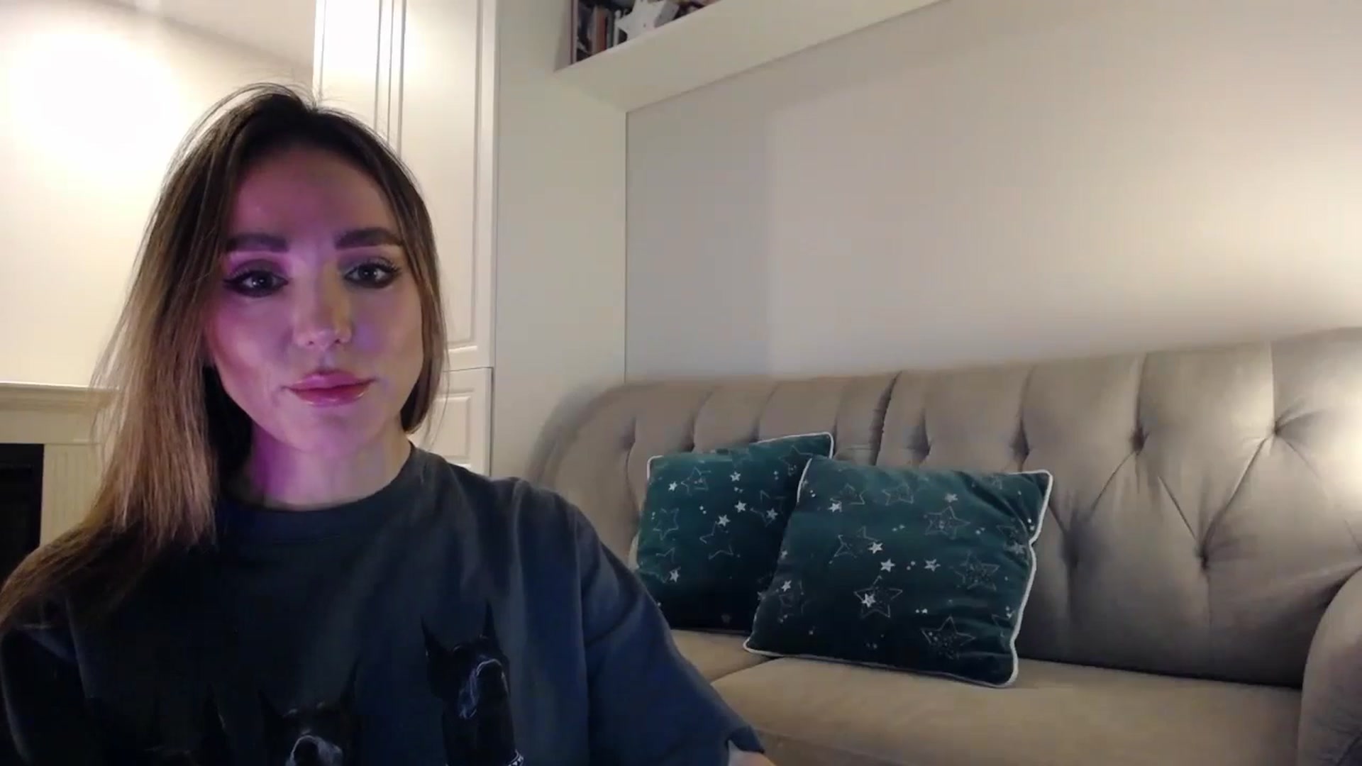 Gallery image thumbnail from Elysewine's myfreecams stream on, 05/04/2024, 04:58 image 18 of 20