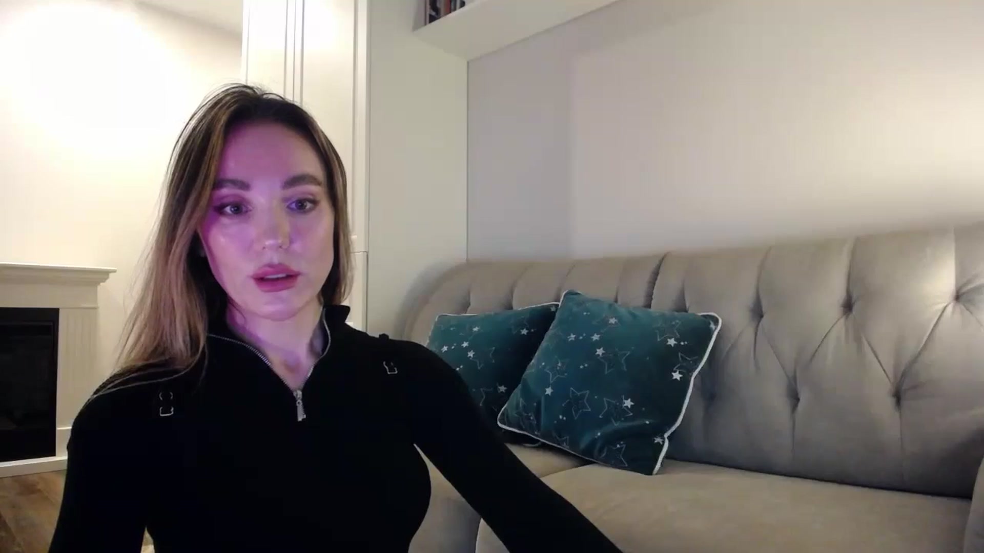 Gallery image thumbnail from Elysewine's myfreecams stream on, 05/05/2024, 03:58 image 6 of 20