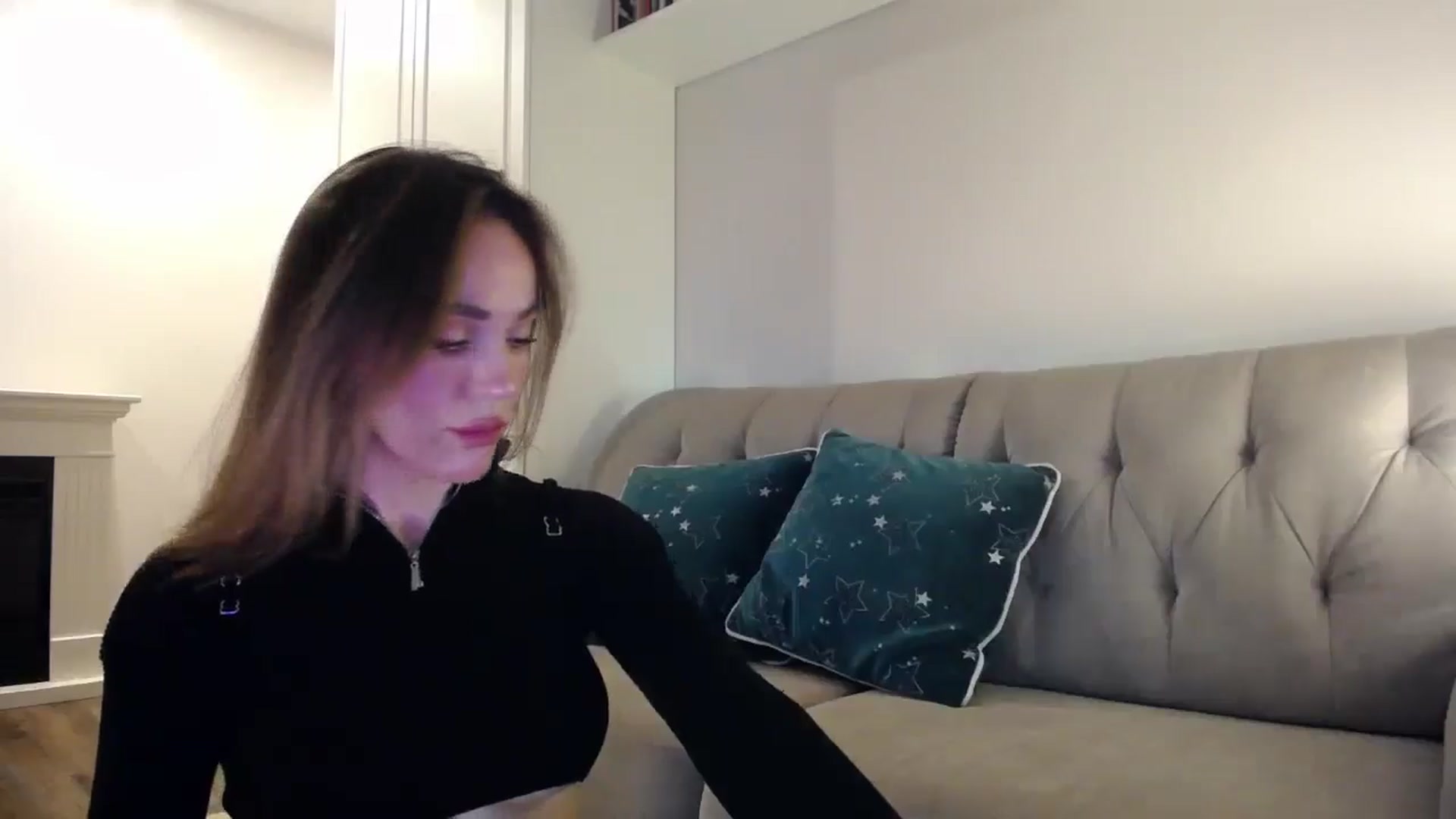 Gallery image thumbnail from Elysewine's myfreecams stream on, 05/05/2024, 03:58 image 17 of 20