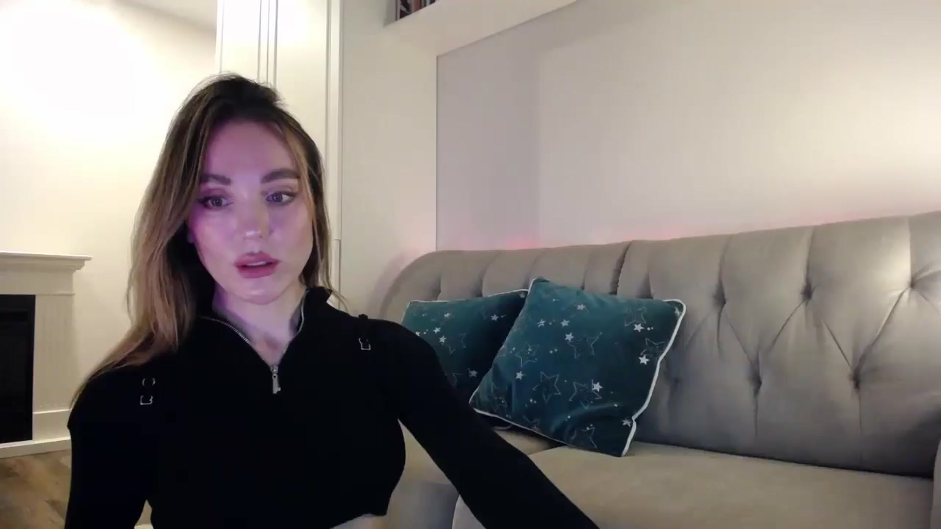 Gallery image thumbnail from Elysewine's myfreecams stream on, 05/05/2024, 03:58 image 19 of 20