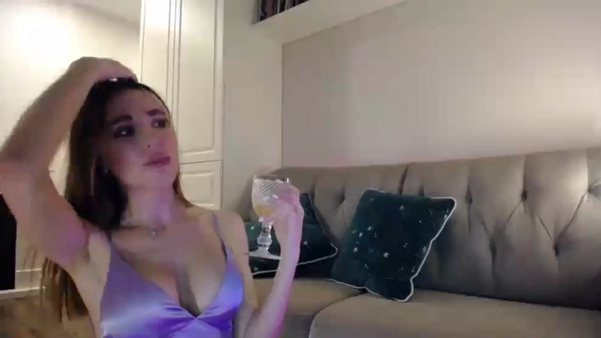Gallery image thumbnail from Elysewine's myfreecams stream on, 05/11/2024, 05:15 image 13 of 20