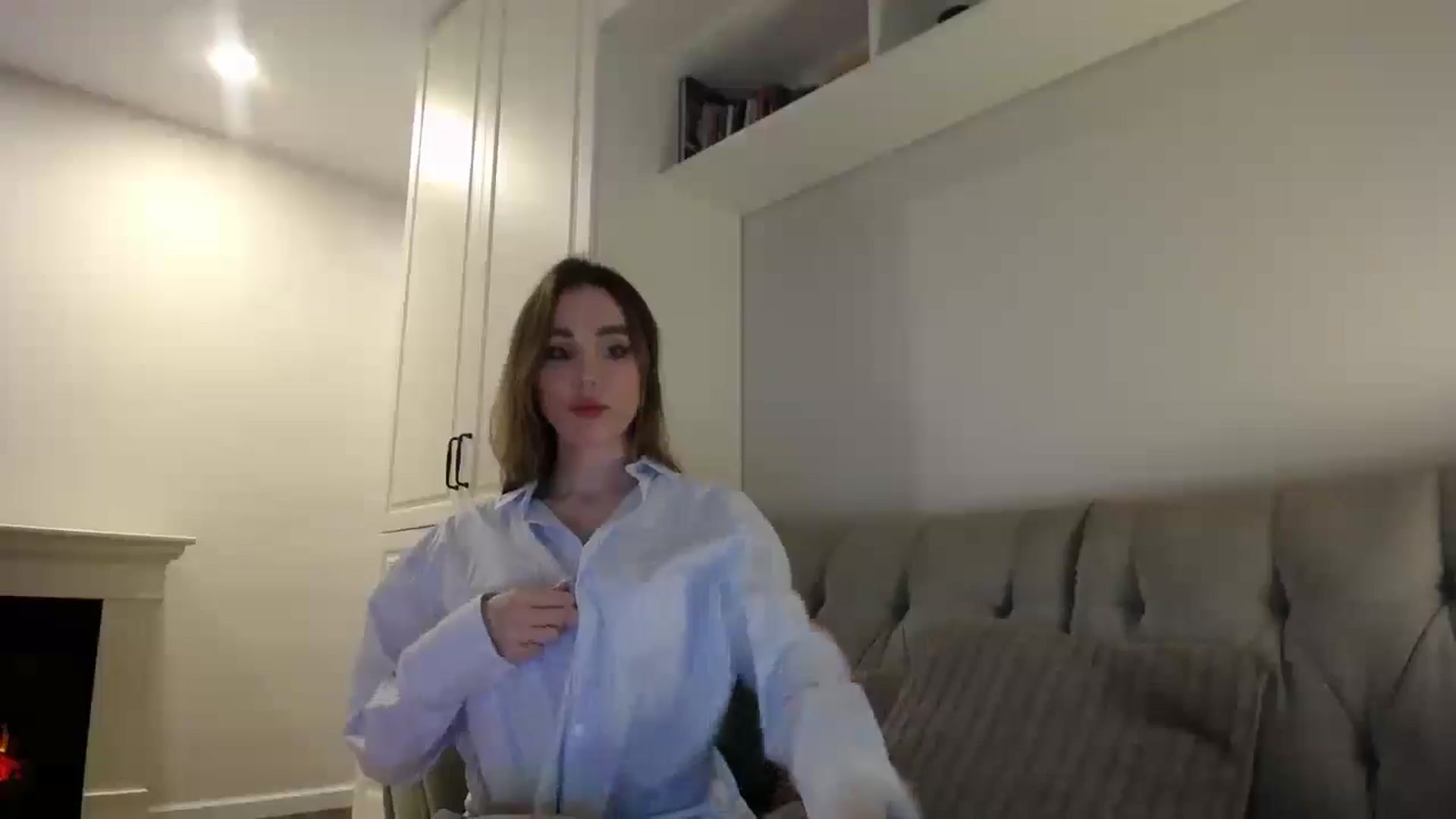Gallery image thumbnail from Elysewine's myfreecams stream on, 05/19/2024, 05:41 image 6 of 20