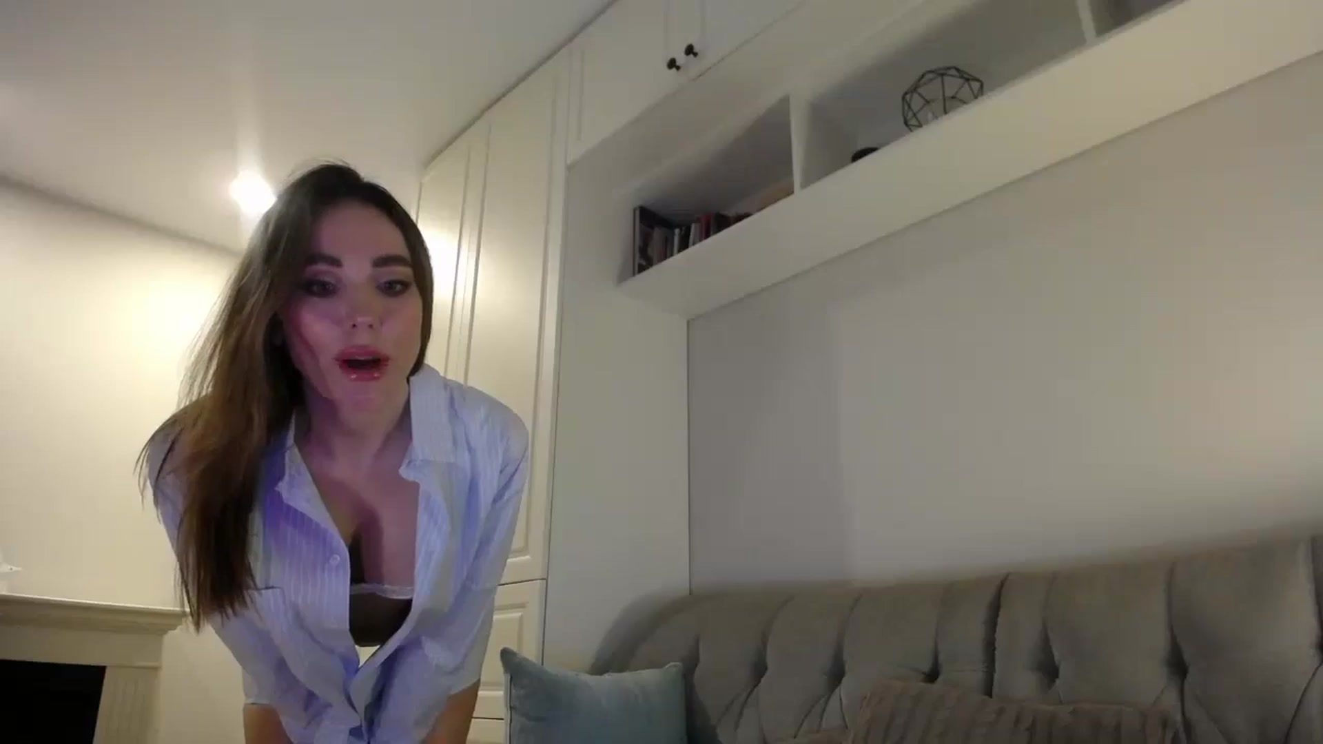 Gallery image thumbnail from Elysewine's myfreecams stream on, 05/19/2024, 05:41 image 11 of 20