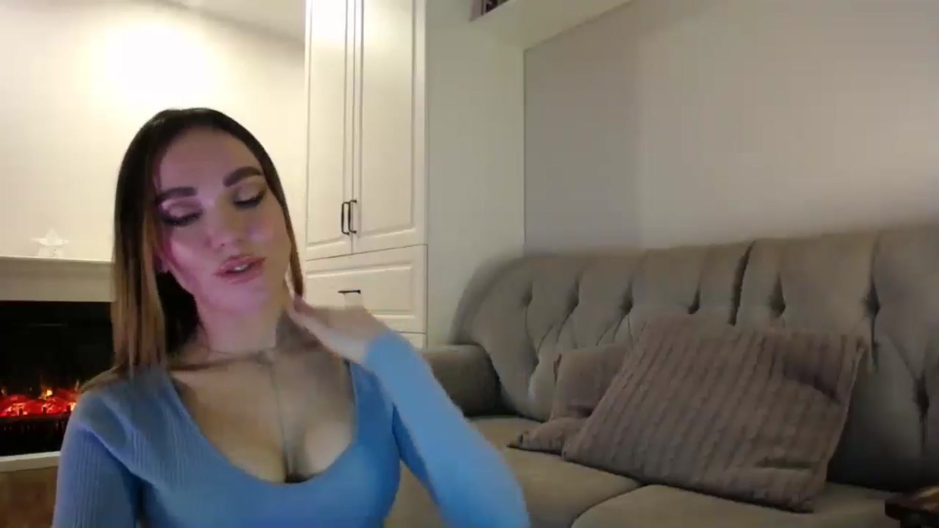 Gallery image thumbnail from Elysewine's myfreecams stream on, 05/25/2024, 05:39 image 10 of 20