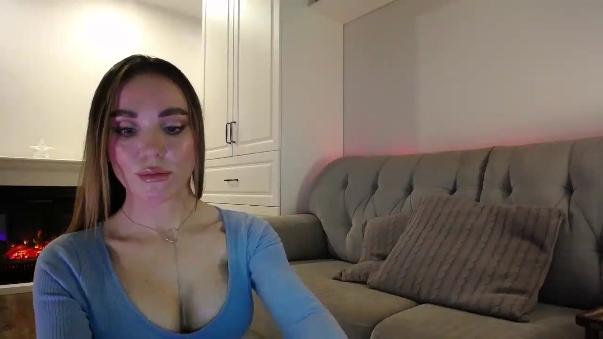 Gallery image thumbnail from Elysewine's myfreecams stream on, 05/25/2024, 06:02 image 4 of 20