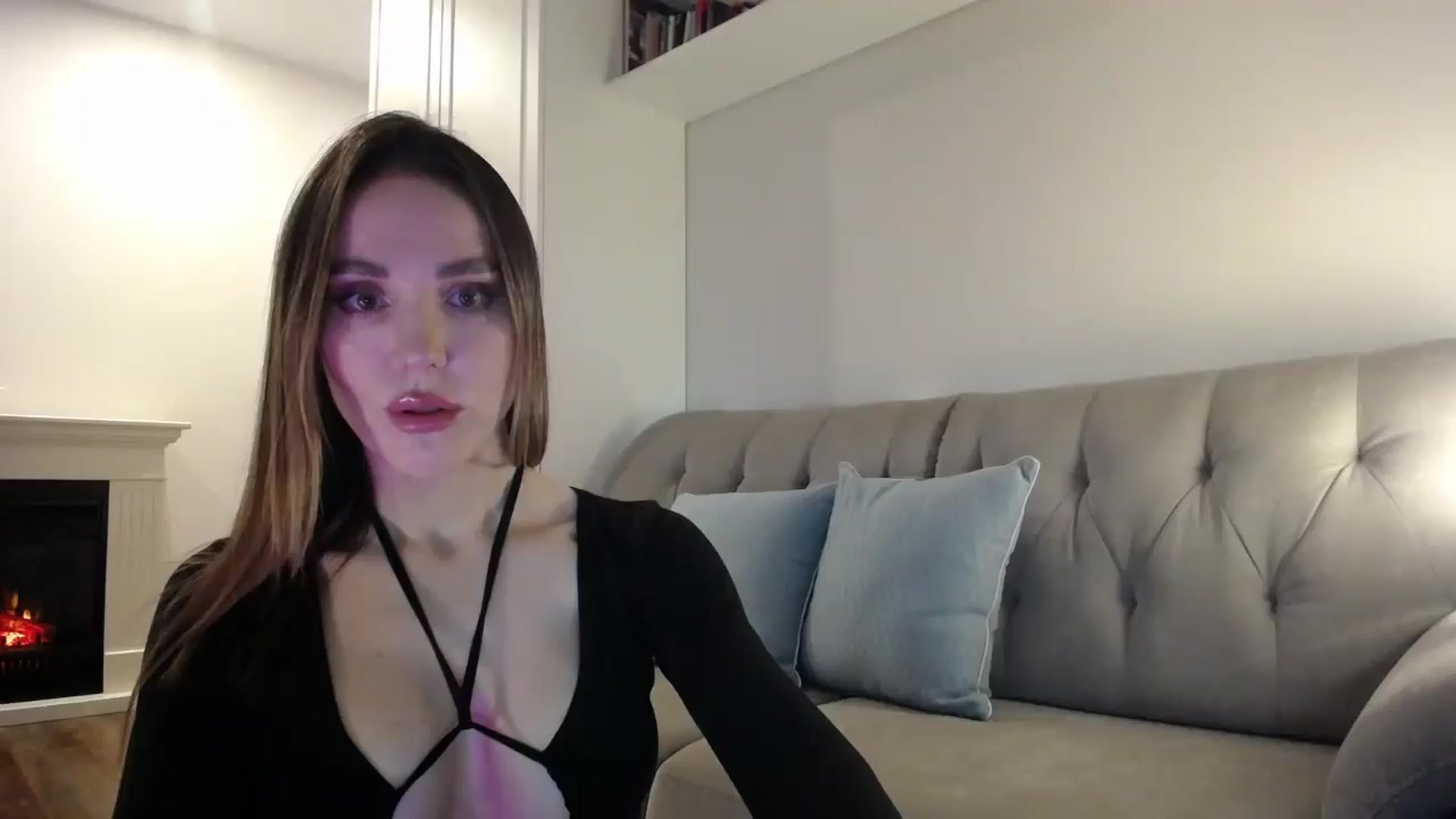 Gallery image thumbnail from Elysewine's myfreecams stream on, 06/01/2024, 05:30 image 1 of 20