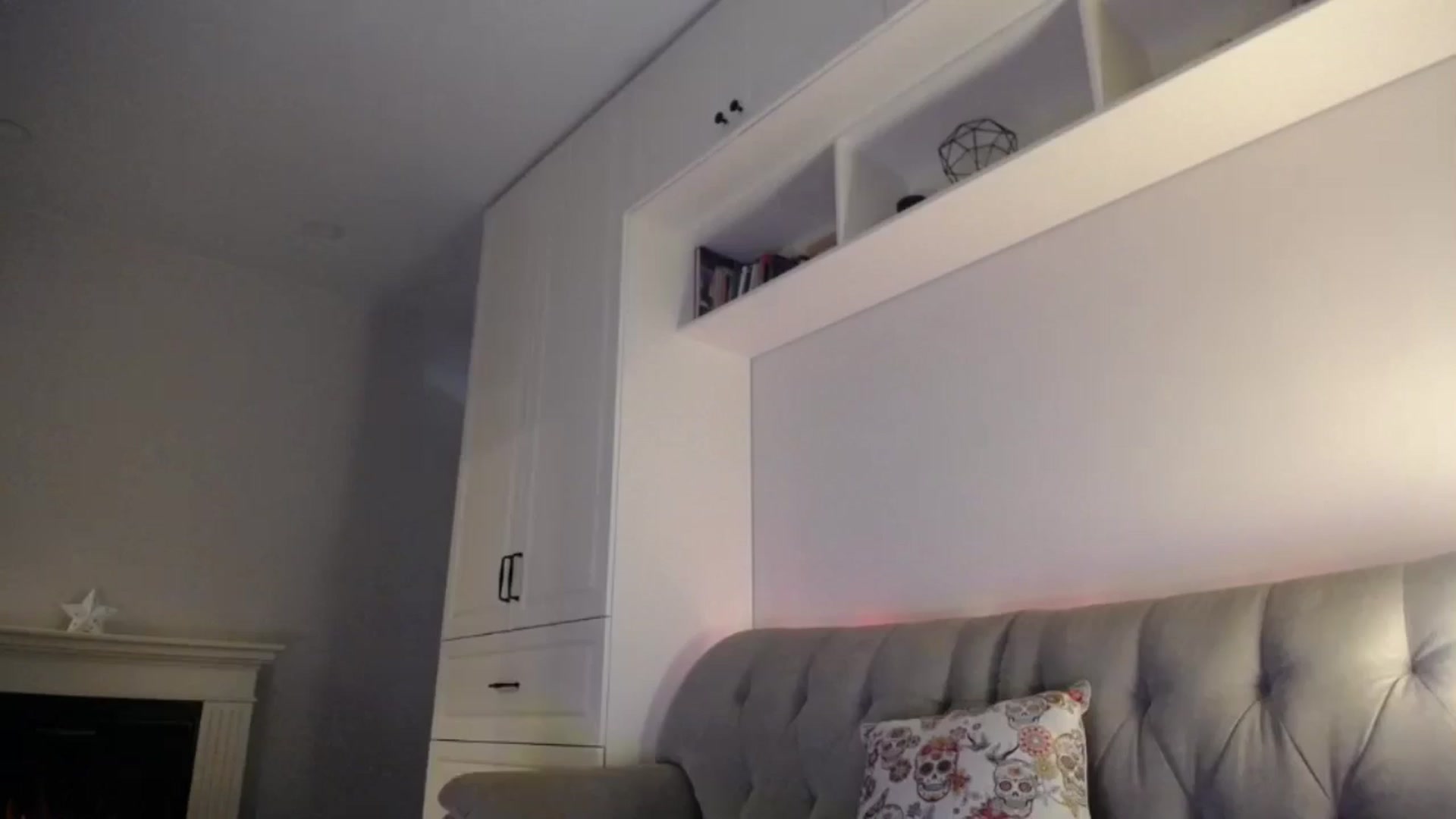 Gallery image thumbnail from Elysewine's myfreecams stream on, 06/16/2024, 05:11 image 18 of 20