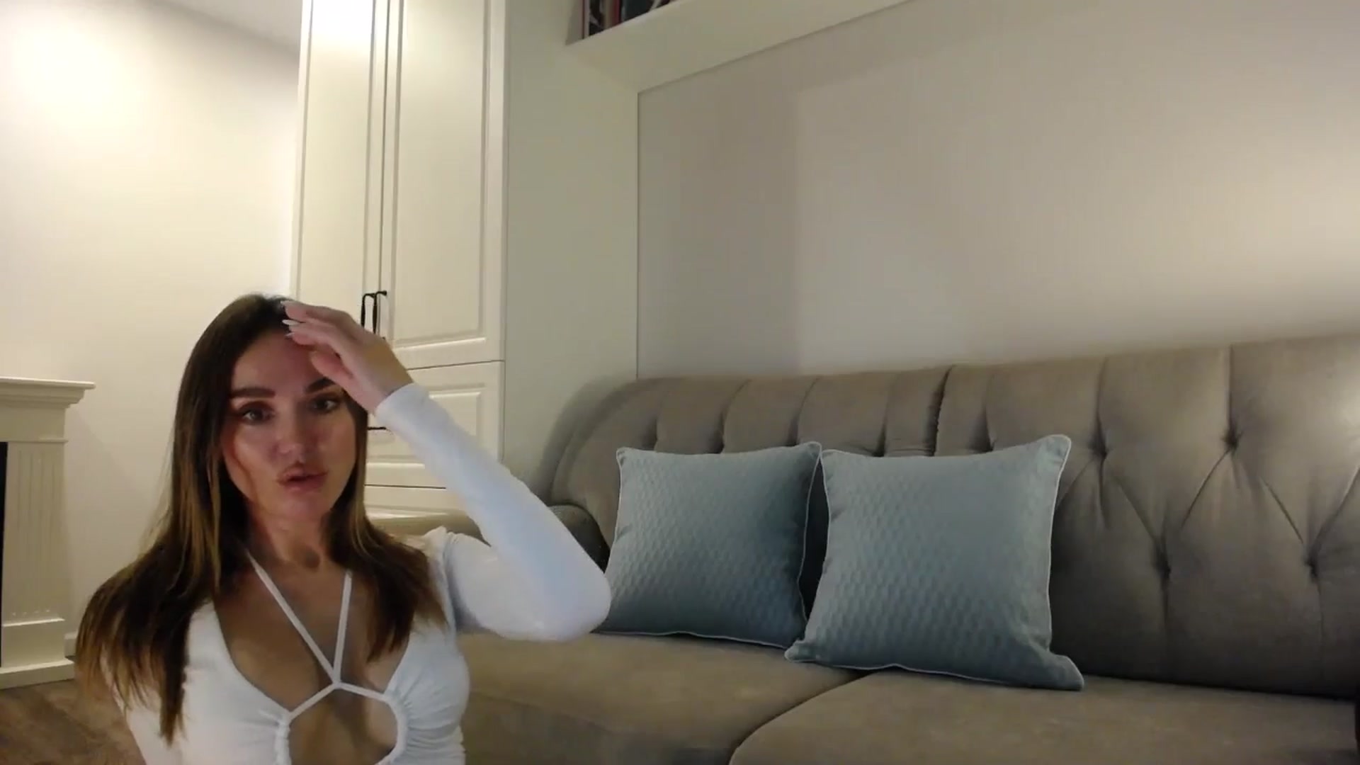 Gallery image thumbnail from Elysewine's myfreecams stream on, 07/06/2024, 04:43 image 19 of 20
