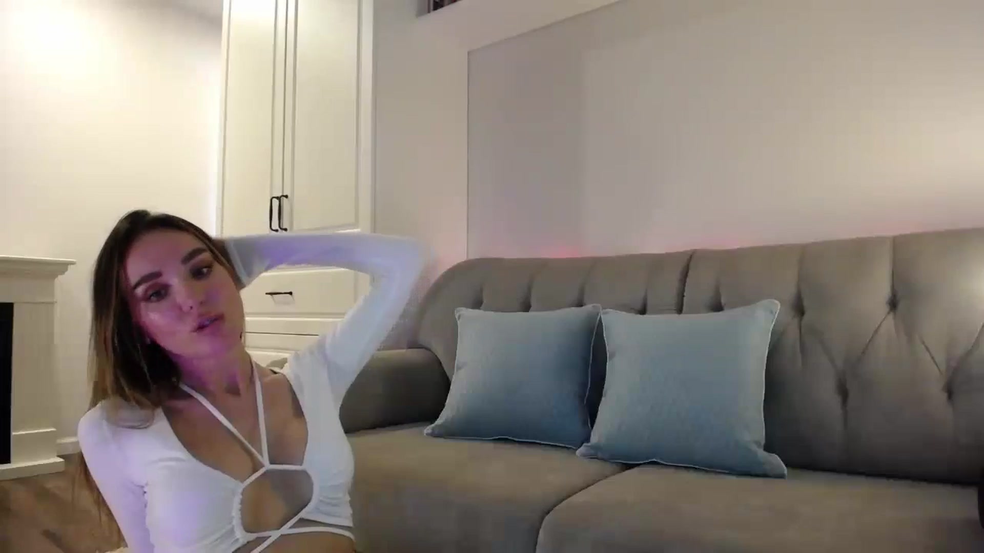 Gallery image thumbnail from Elysewine's myfreecams stream on, 07/06/2024, 05:22 image 11 of 20