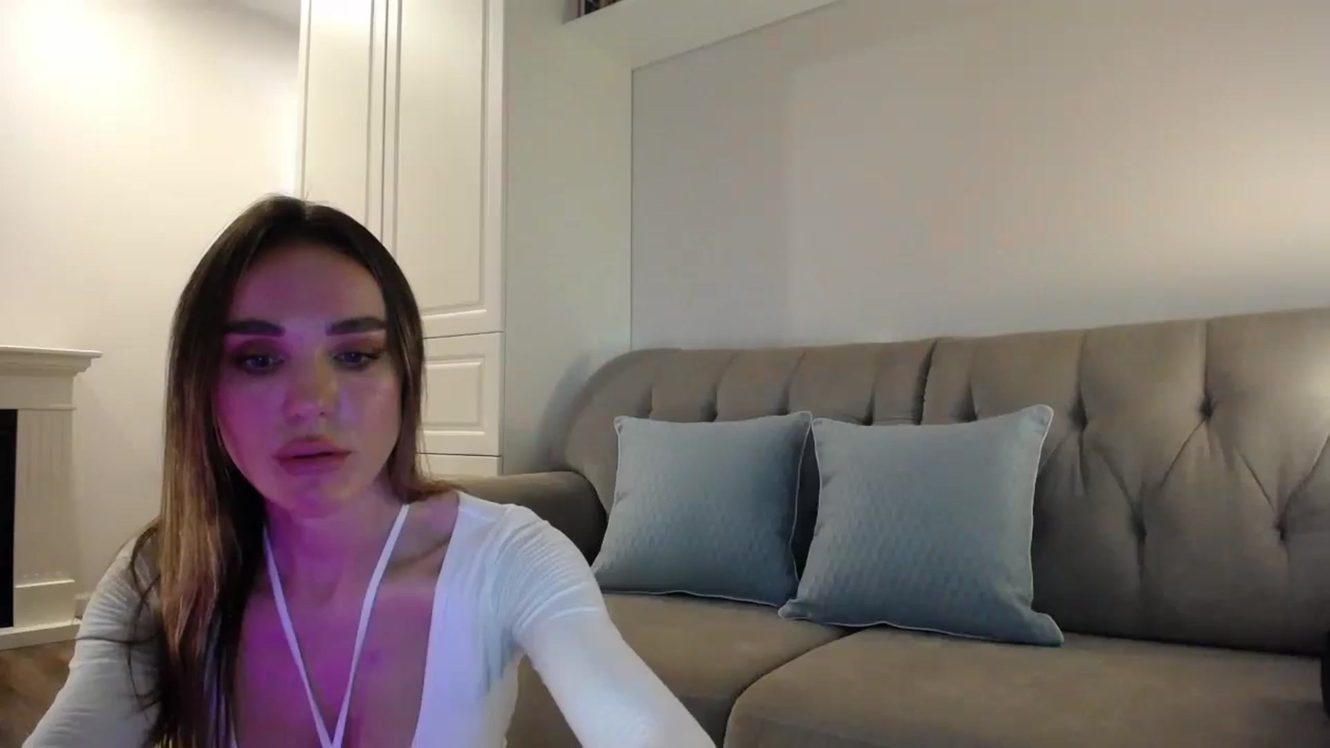 Gallery image thumbnail from Elysewine's myfreecams stream on, 07/06/2024, 05:22 image 18 of 20