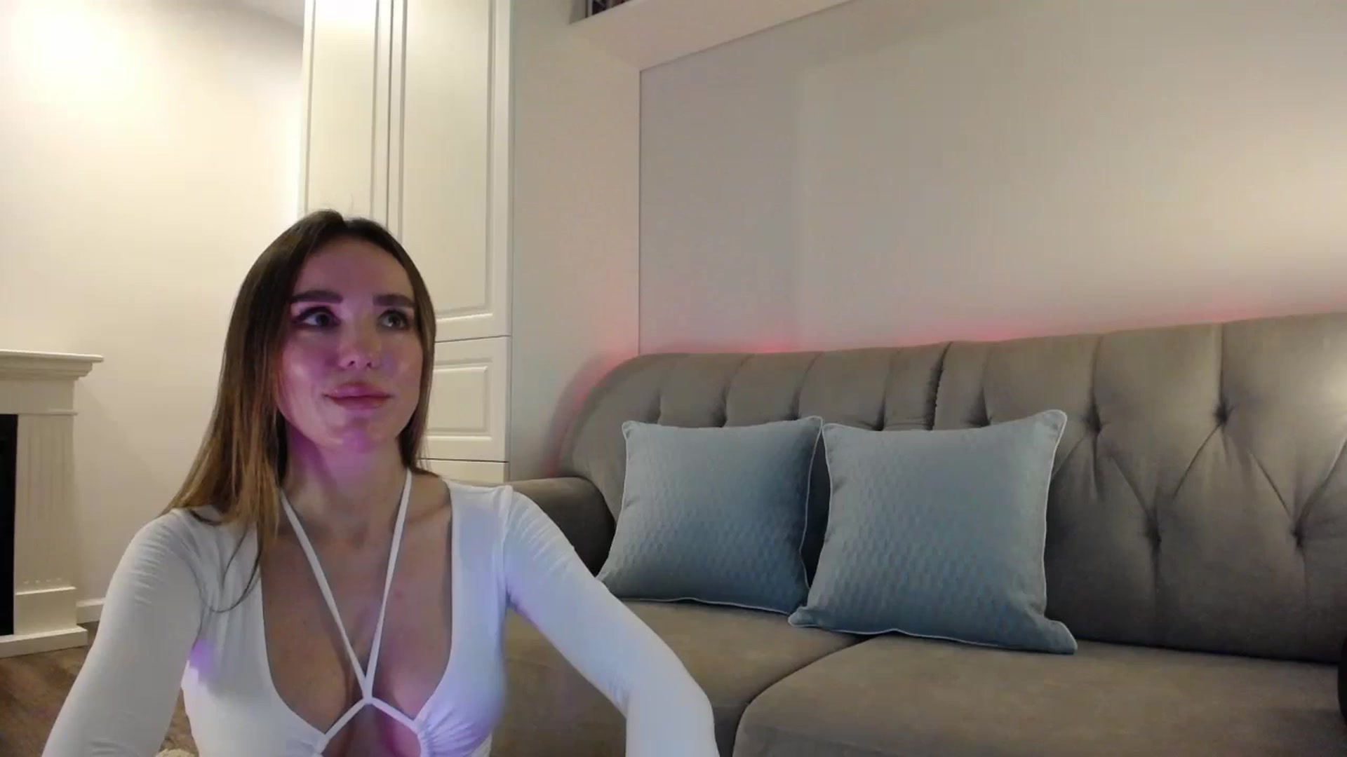 Gallery image thumbnail from Elysewine's myfreecams stream on, 07/06/2024, 05:22 image 16 of 20