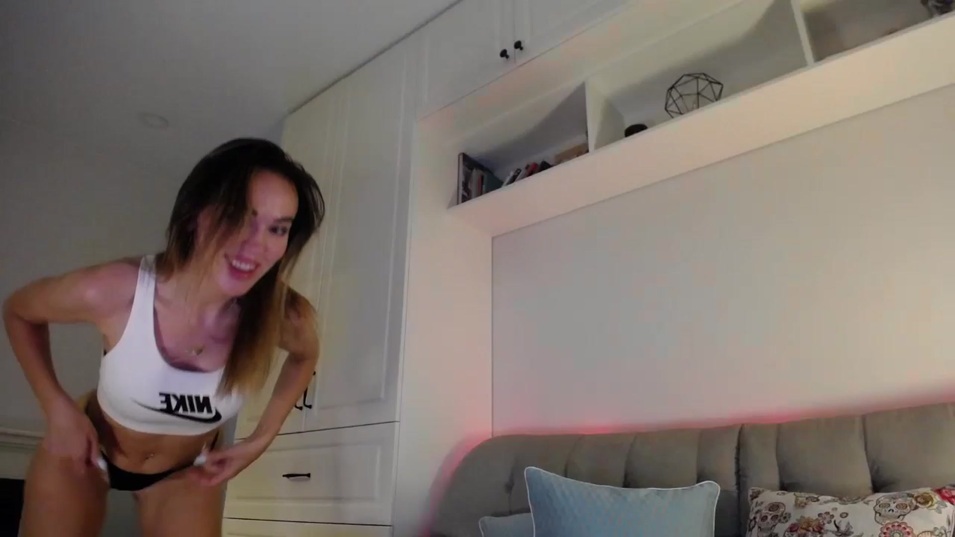 Gallery image thumbnail from Elysewine's myfreecams stream on, 07/07/2024, 03:02 image 14 of 20