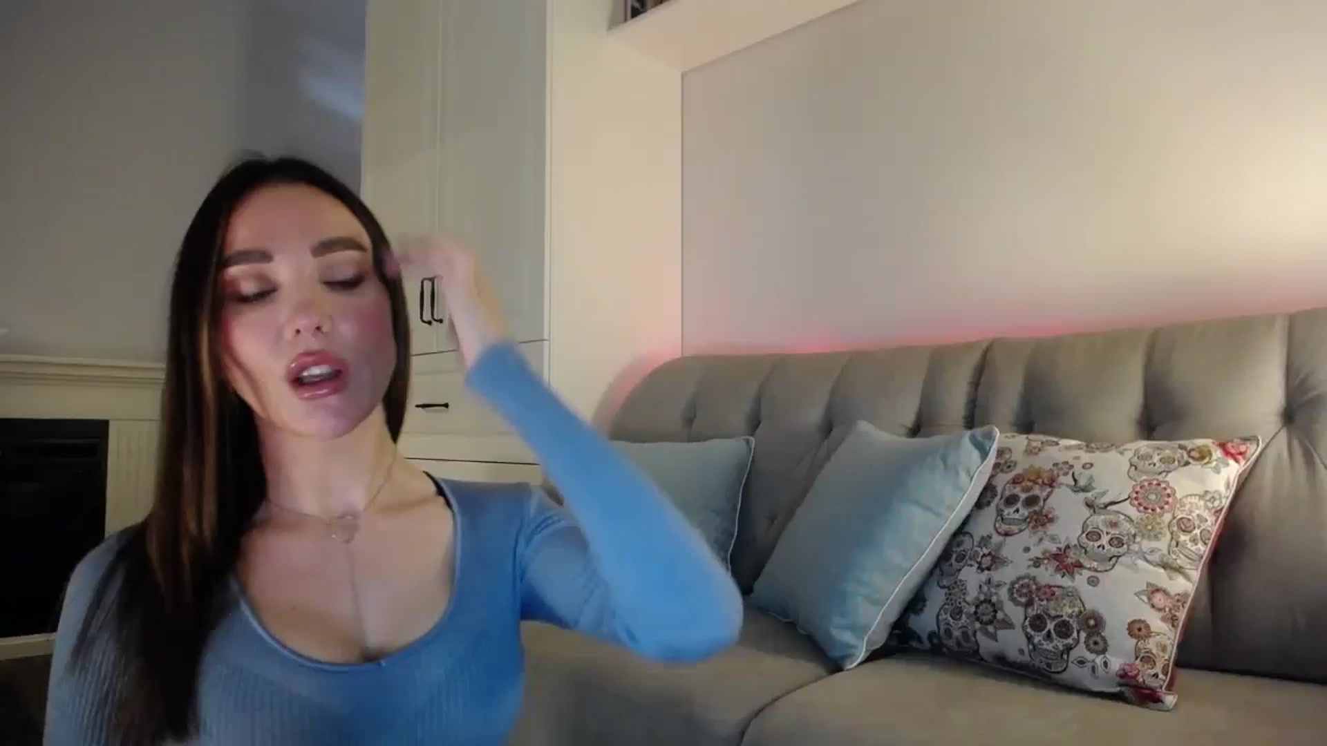 Gallery image thumbnail from Elysewine's myfreecams stream on, 07/13/2024, 05:09 image 1 of 20