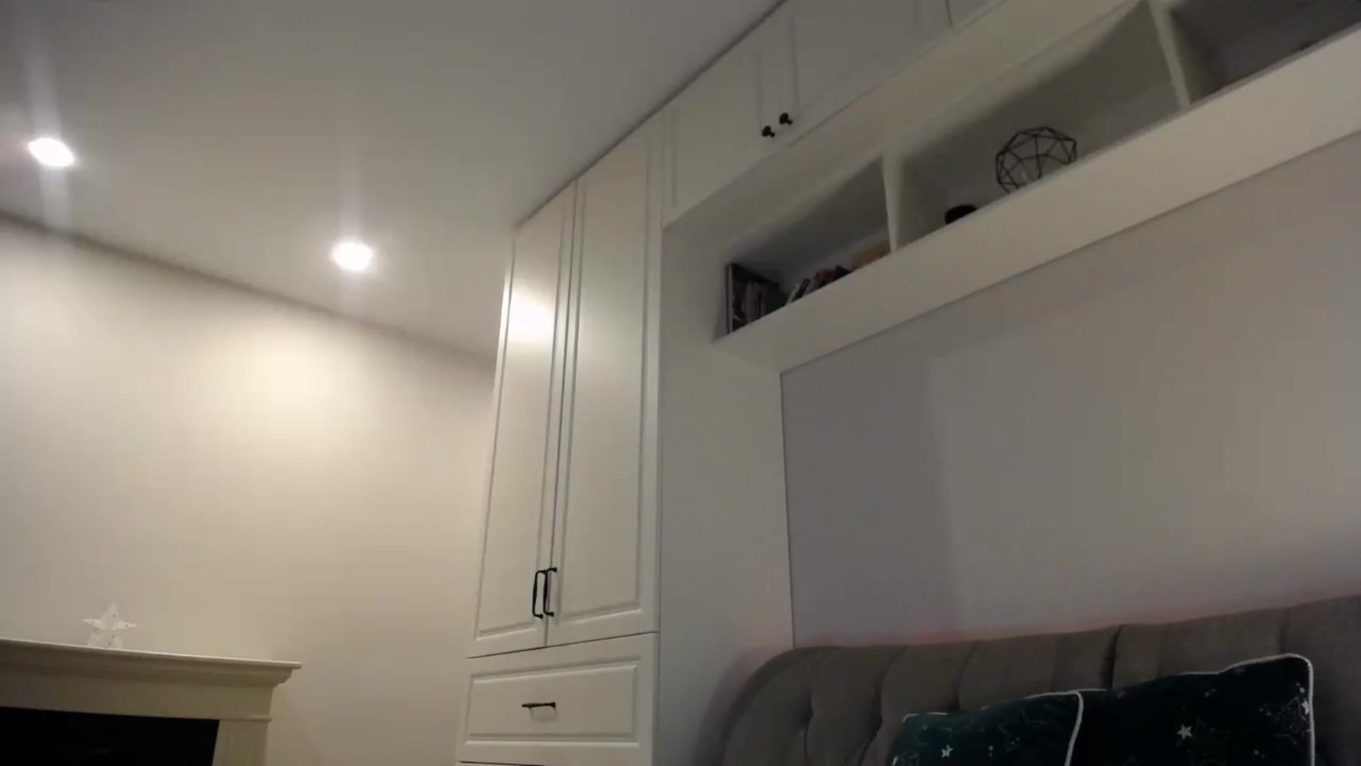 Gallery image thumbnail from Elysewine's myfreecams stream on, 07/27/2024, 06:02 image 20 of 20