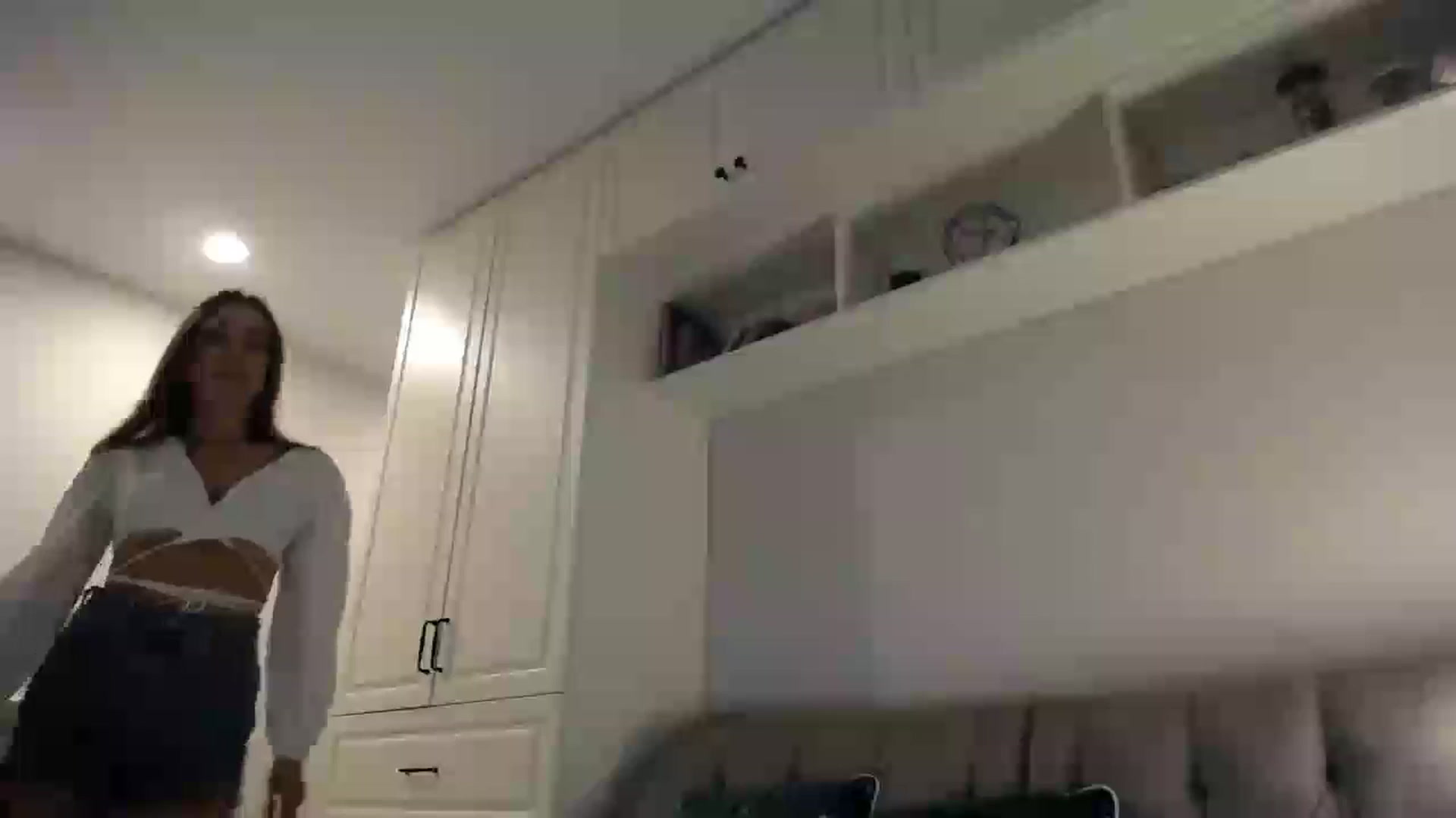 Gallery image thumbnail from Elysewine's myfreecams stream on, 07/29/2024, 02:55 image 19 of 20