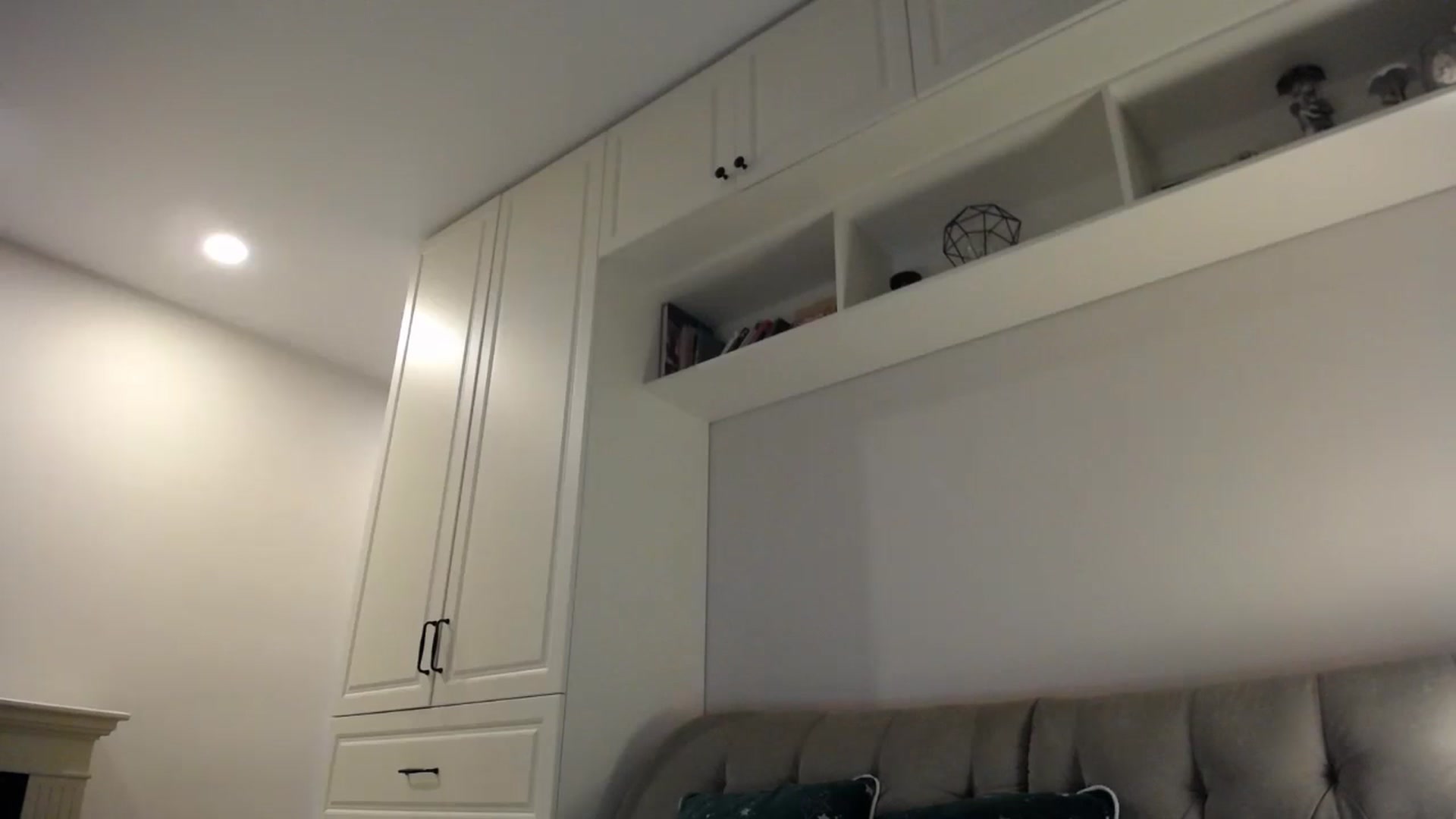 Gallery image thumbnail from Elysewine's myfreecams stream on, 07/29/2024, 02:55 image 18 of 20