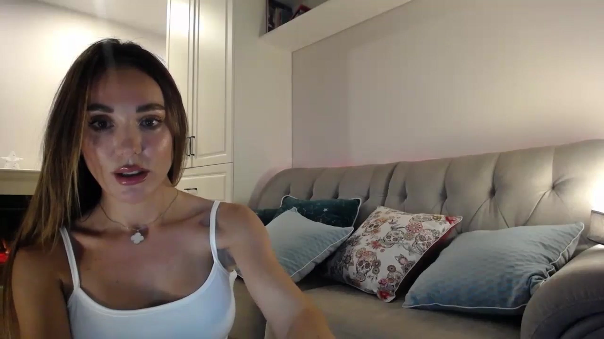 Gallery image thumbnail from Elysewine's myfreecams stream on, 08/17/2024, 05:47 image 2 of 20