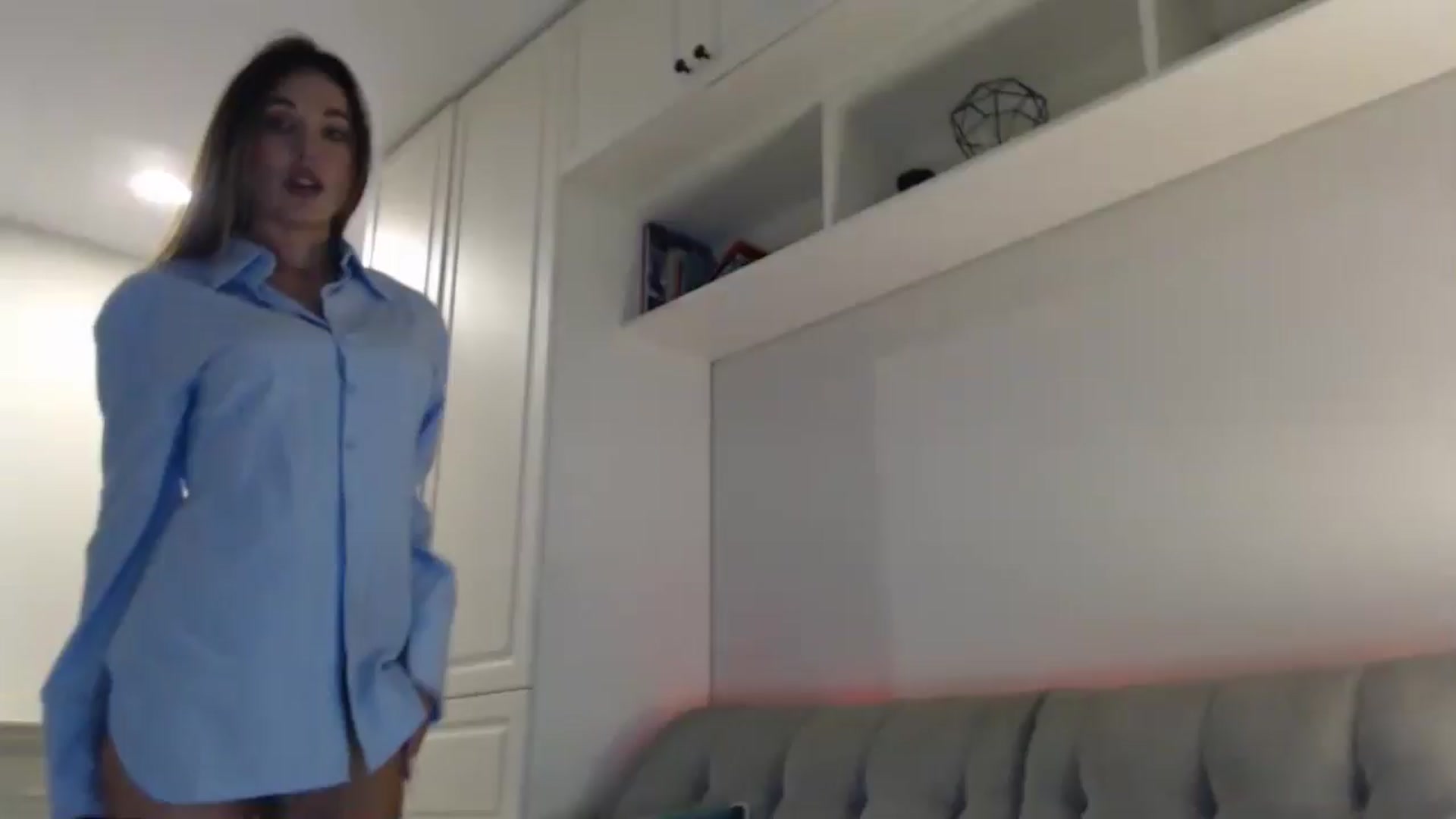 Gallery image thumbnail from Elysewine's myfreecams stream on, 08/18/2024, 06:21 image 4 of 20
