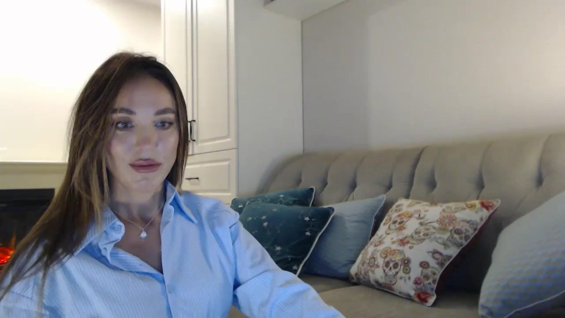 Gallery image thumbnail from Elysewine's myfreecams stream on, 08/18/2024, 06:21 image 1 of 20