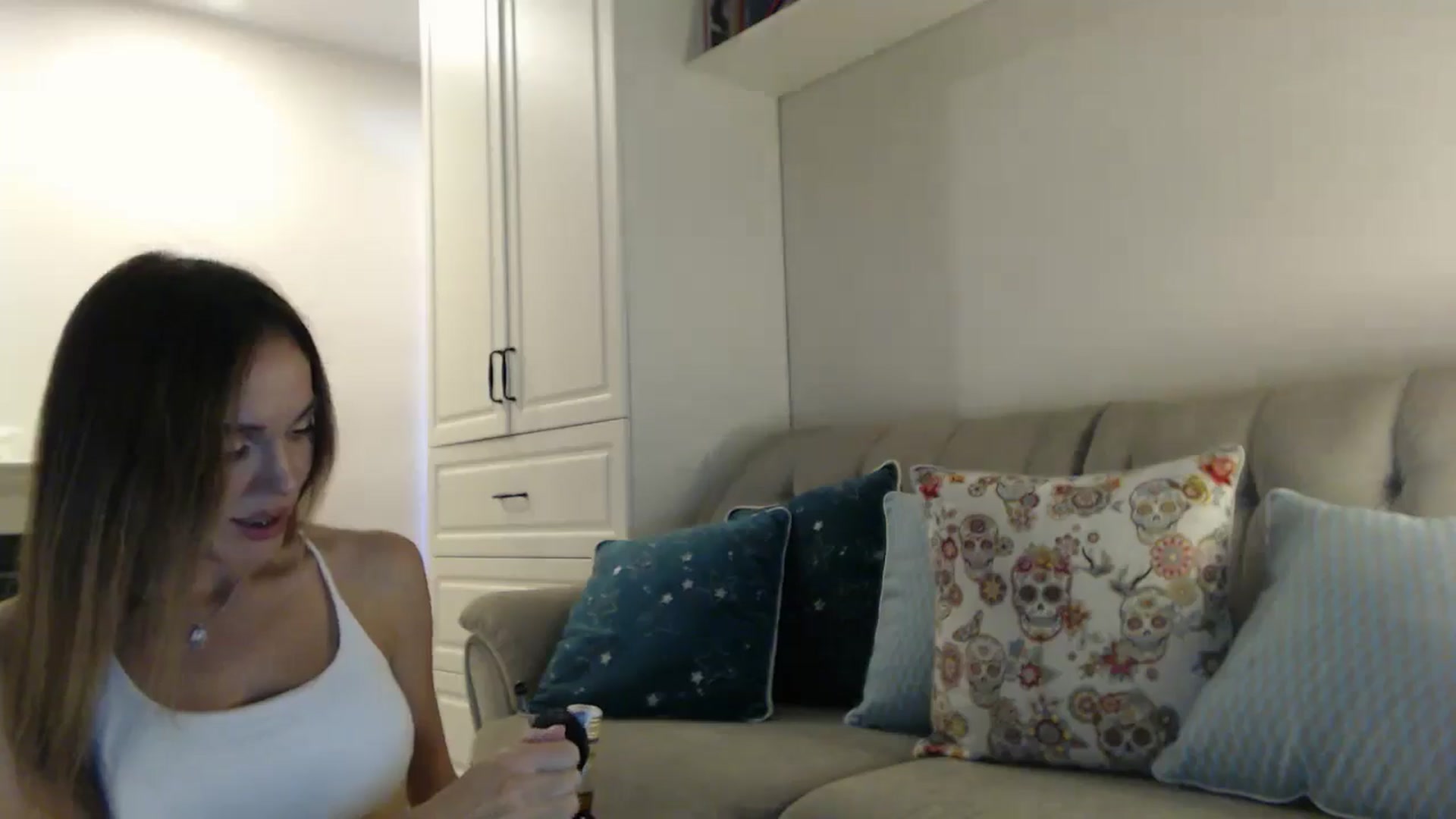 Gallery image thumbnail from Elysewine's myfreecams stream on, 08/24/2024, 06:39 image 10 of 20