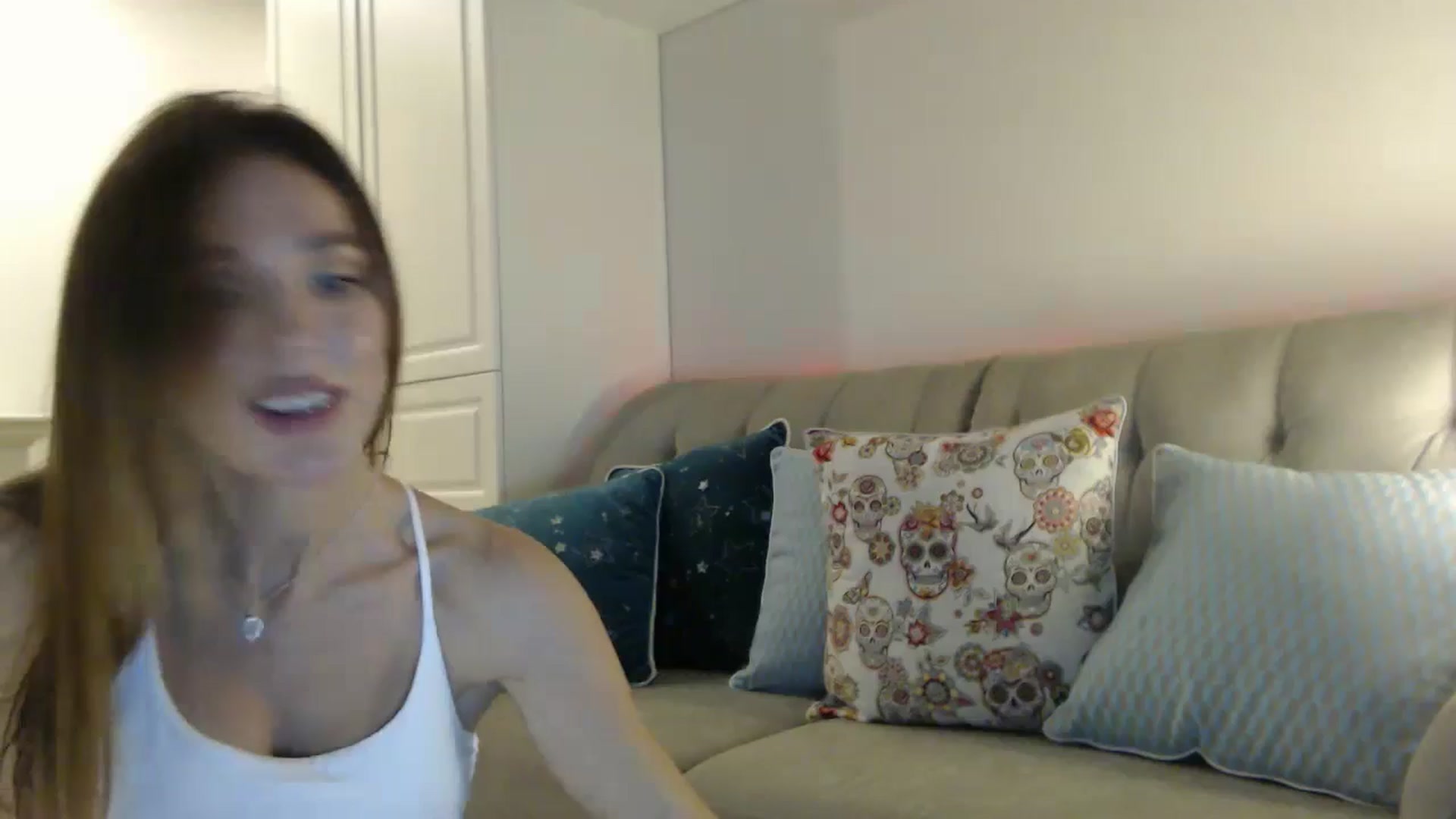 Gallery image thumbnail from Elysewine's myfreecams stream on, 08/24/2024, 06:39 image 17 of 20