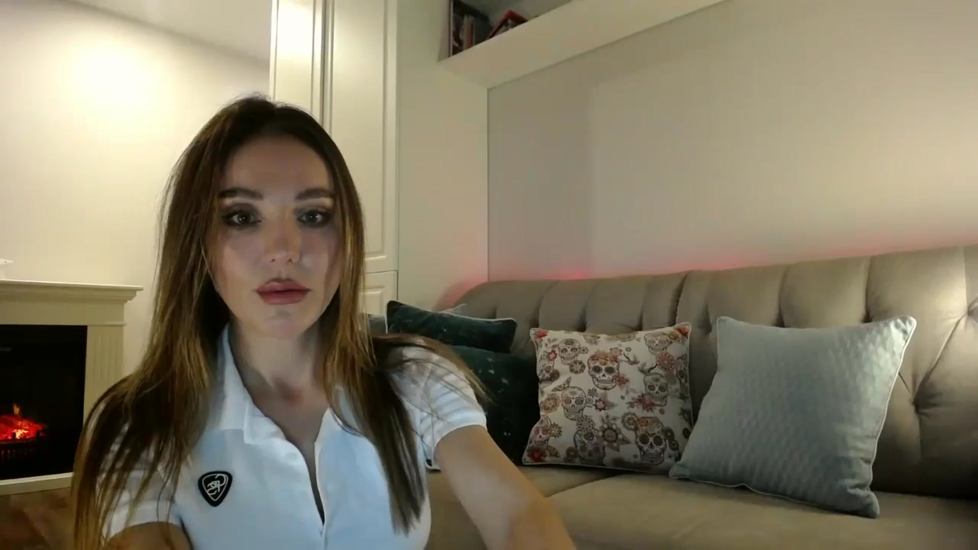 Gallery image thumbnail from Elysewine's myfreecams stream on, 08/31/2024, 06:02 image 1 of 20