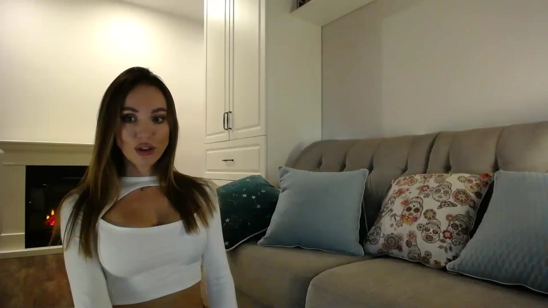 Gallery image thumbnail from Elysewine's myfreecams stream on, 09/14/2024, 06:48 image 6 of 20
