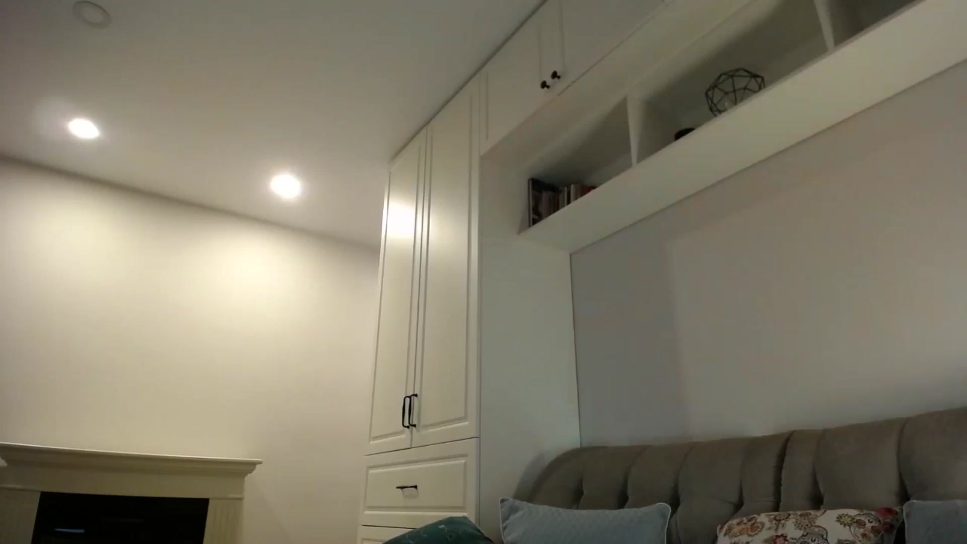 Gallery image thumbnail from Elysewine's myfreecams stream on, 09/14/2024, 06:48 image 2 of 20