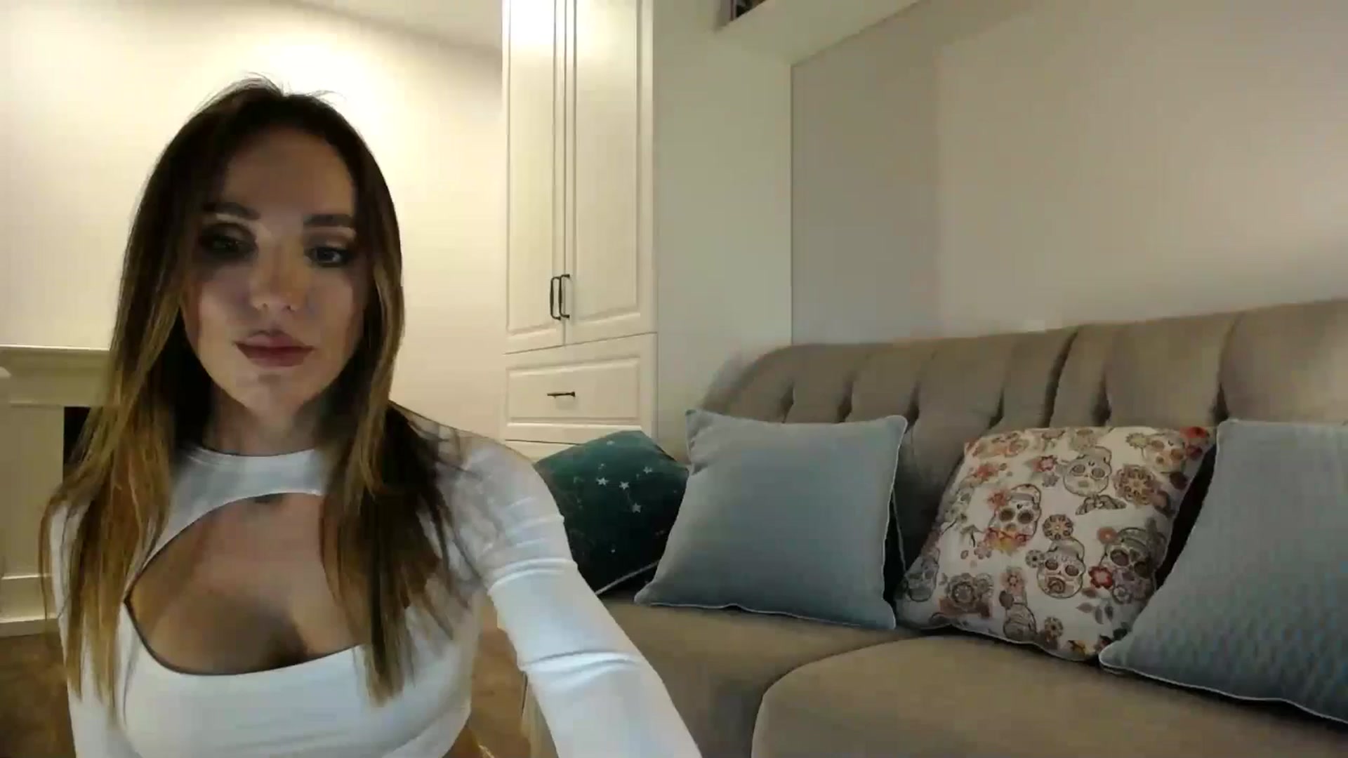 Gallery image thumbnail from Elysewine's myfreecams stream on, 09/14/2024, 06:48 image 9 of 20