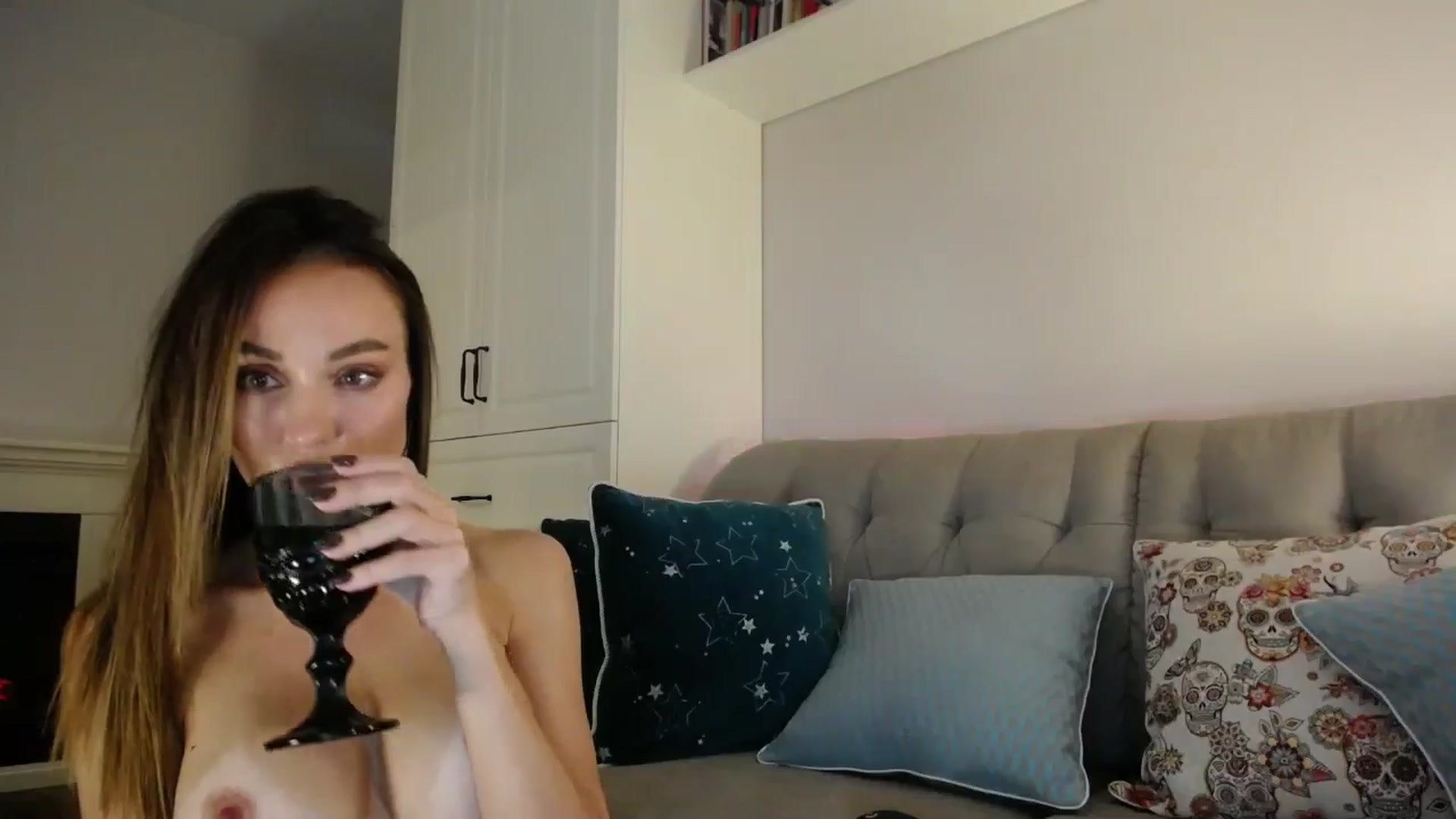 Gallery image thumbnail from Elysewine's myfreecams stream on, 09/16/2024, 07:24 image 18 of 20
