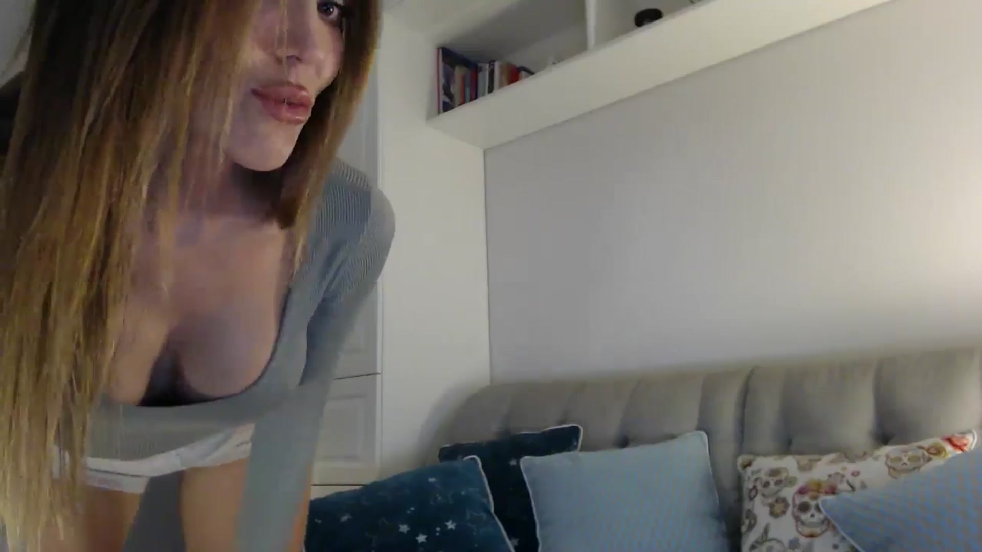 Gallery image thumbnail from Elysewine's myfreecams stream on, 09/21/2024, 07:11 image 19 of 20
