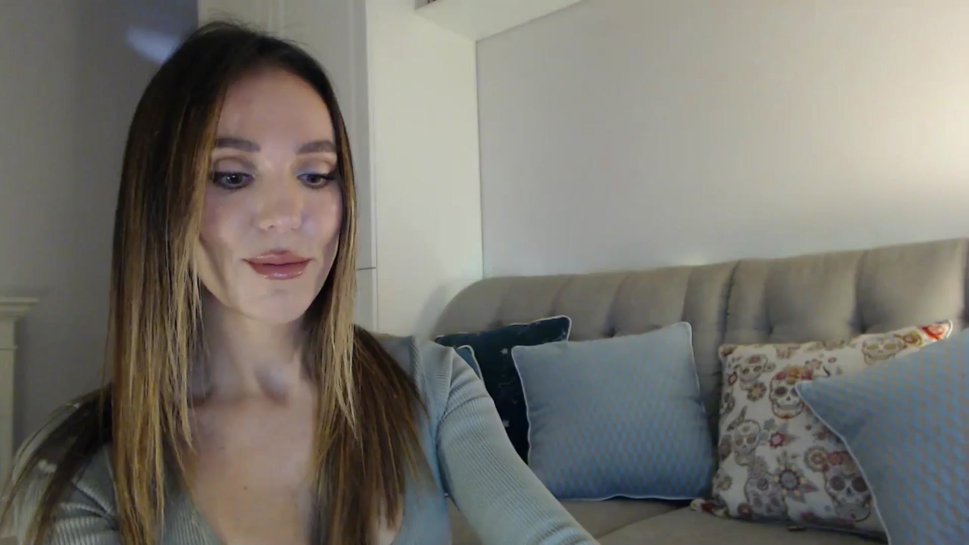 Gallery image thumbnail from Elysewine's myfreecams stream on, 09/21/2024, 07:11 image 12 of 20